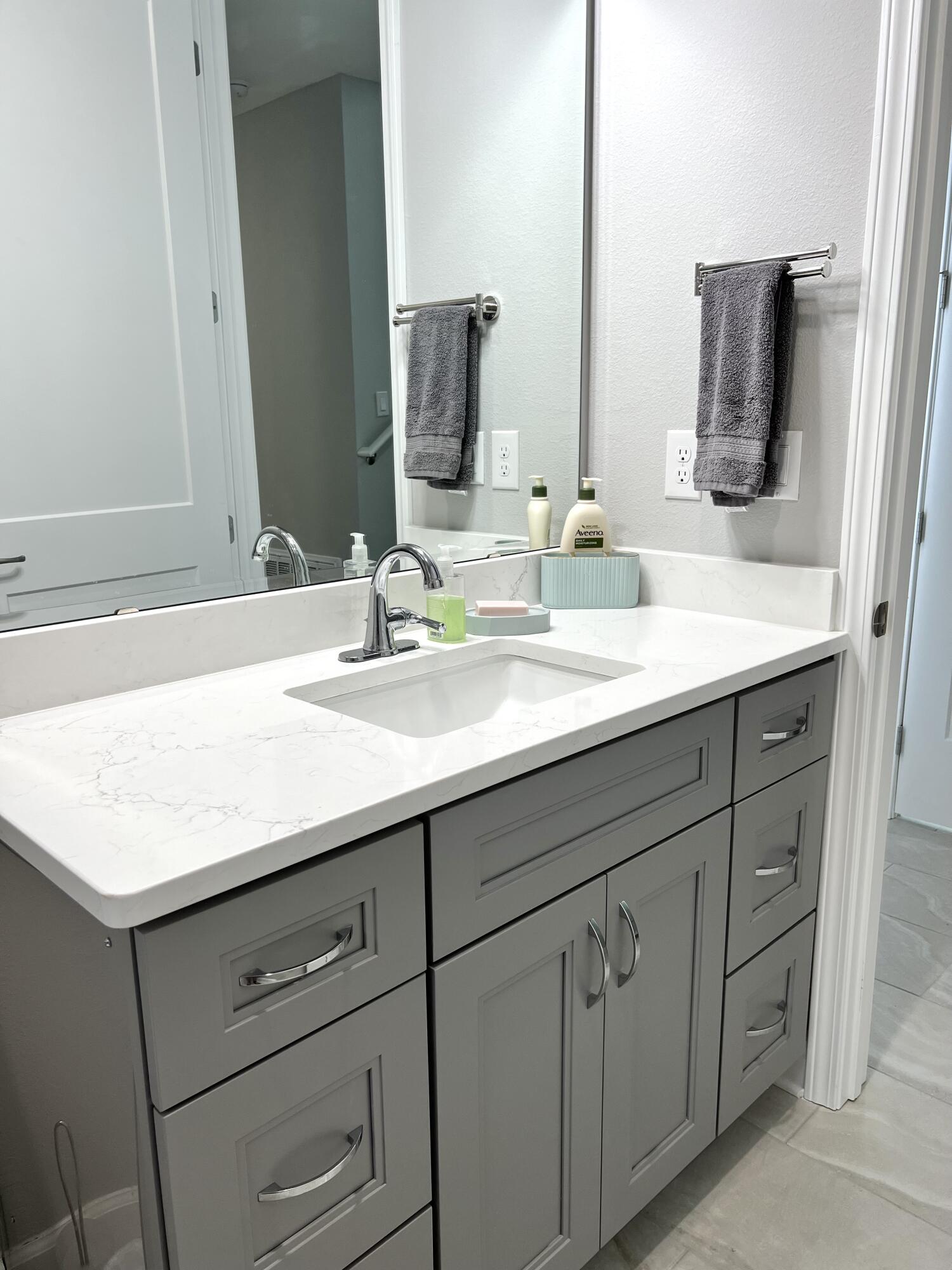 HELMS & ALLEN S/D LOTS 17 & 18 - Residential Lease