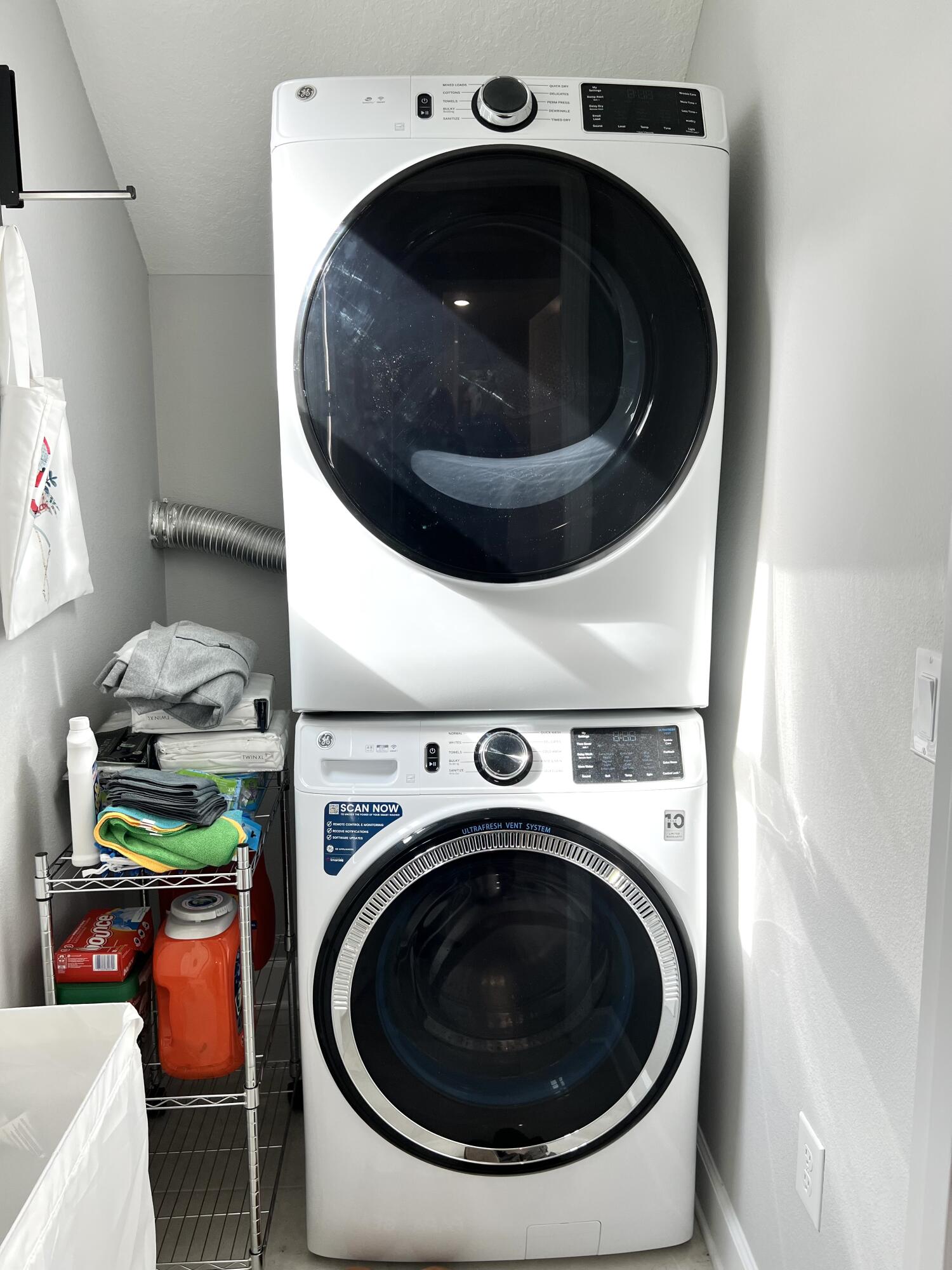 HELMS & ALLEN S/D LOTS 17 & 18 - Residential Lease