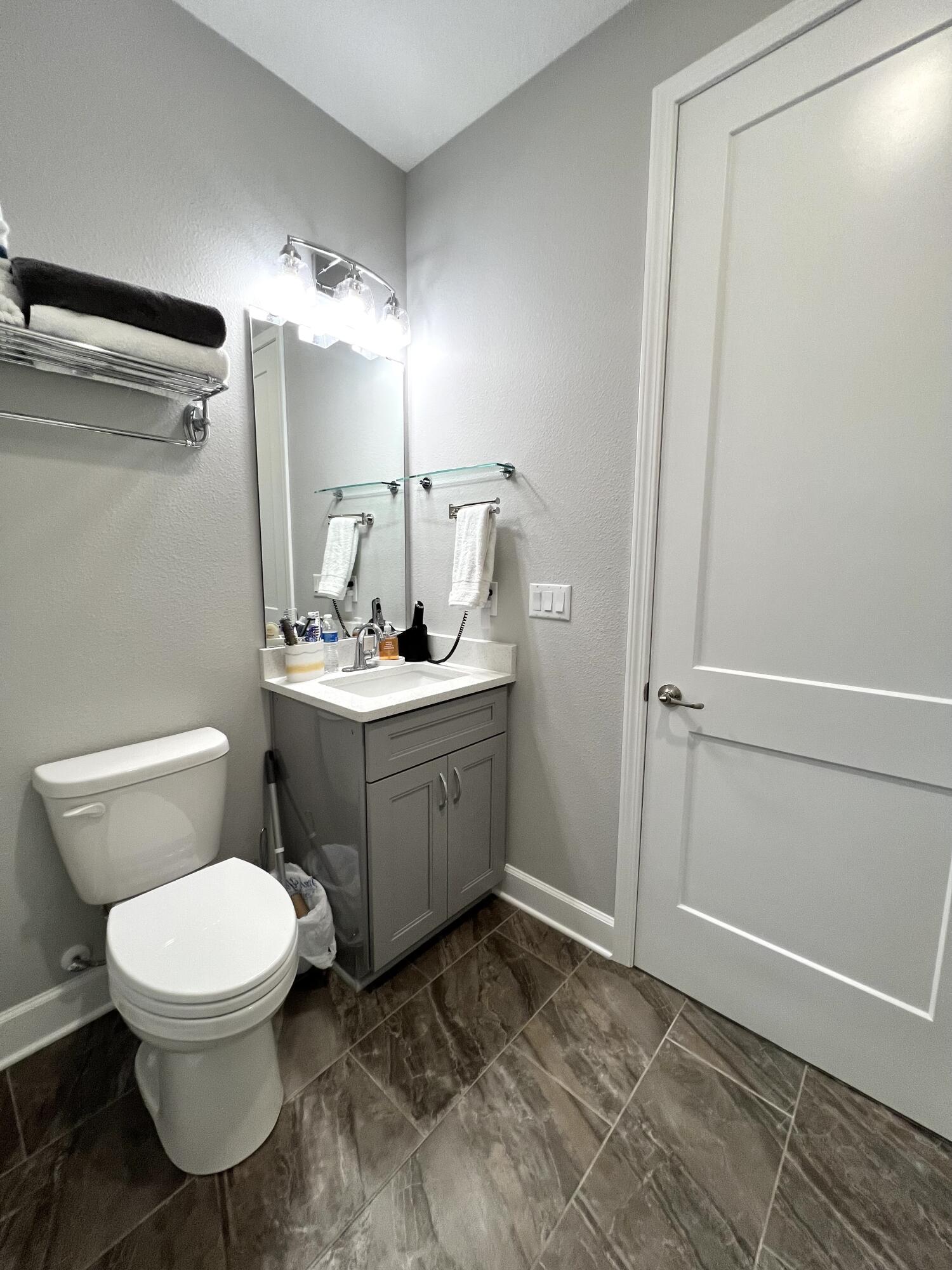 HELMS & ALLEN S/D LOTS 17 & 18 - Residential Lease