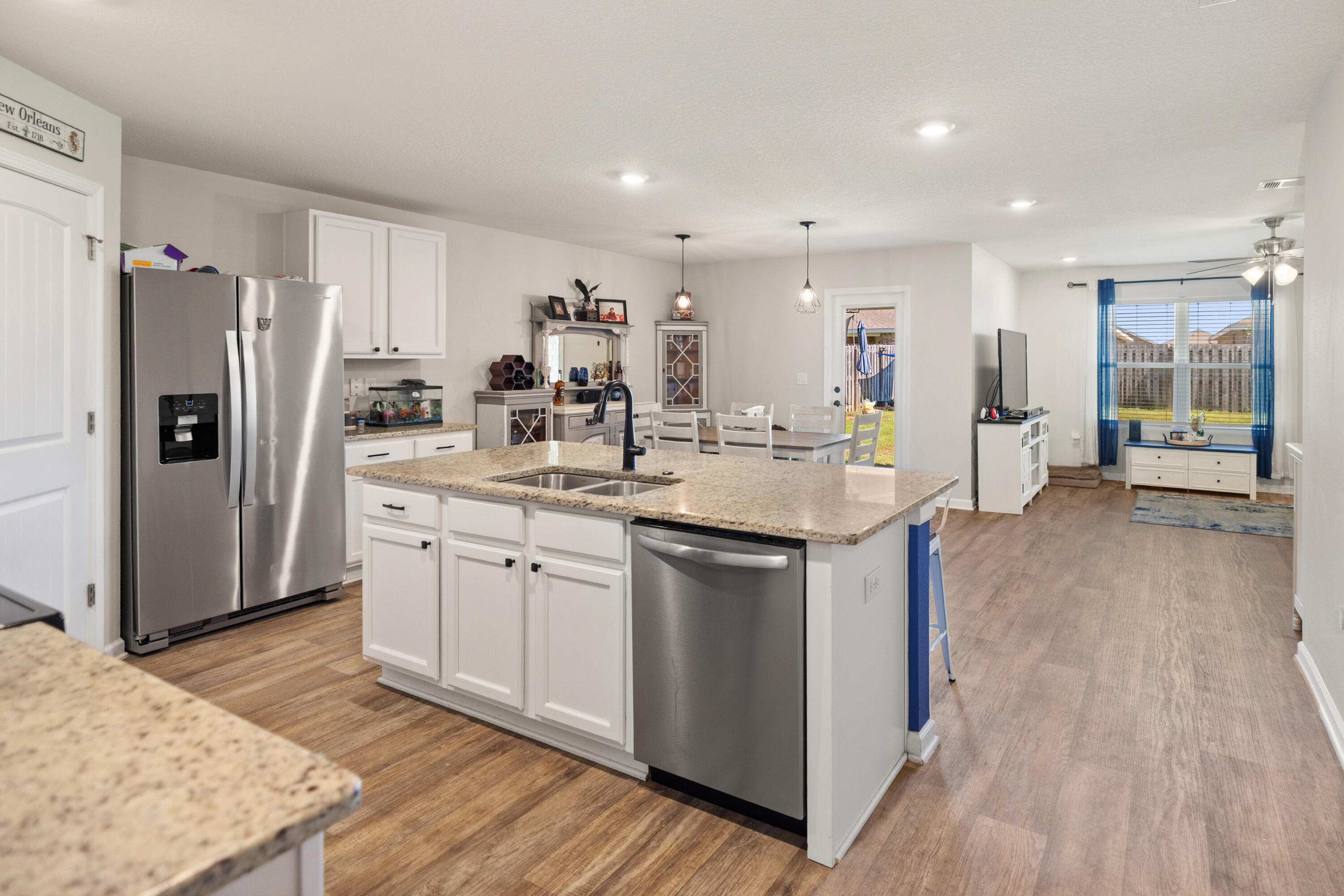REDSTONE ESTATES - Residential Lease