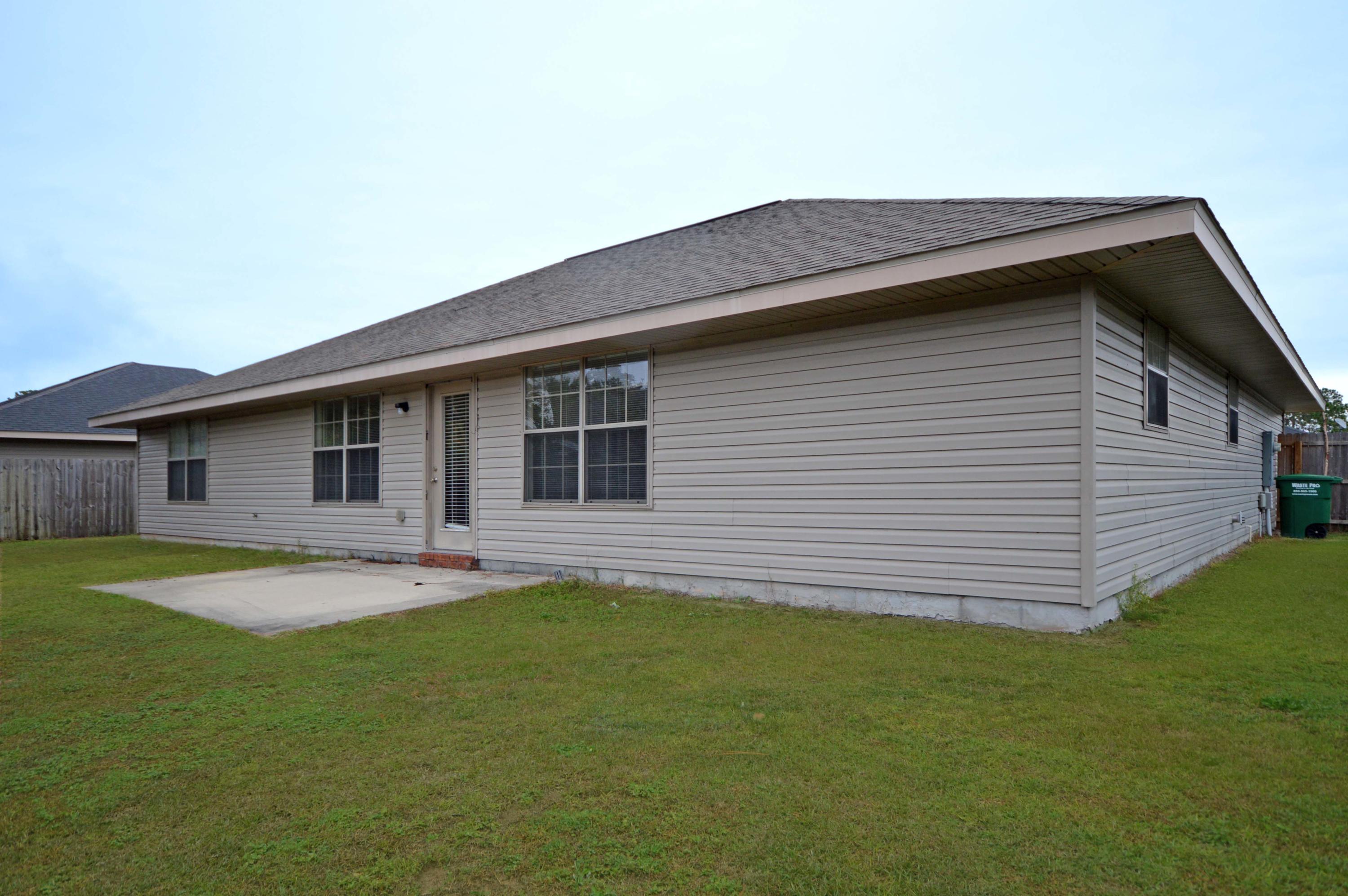 BAY PINES - Residential