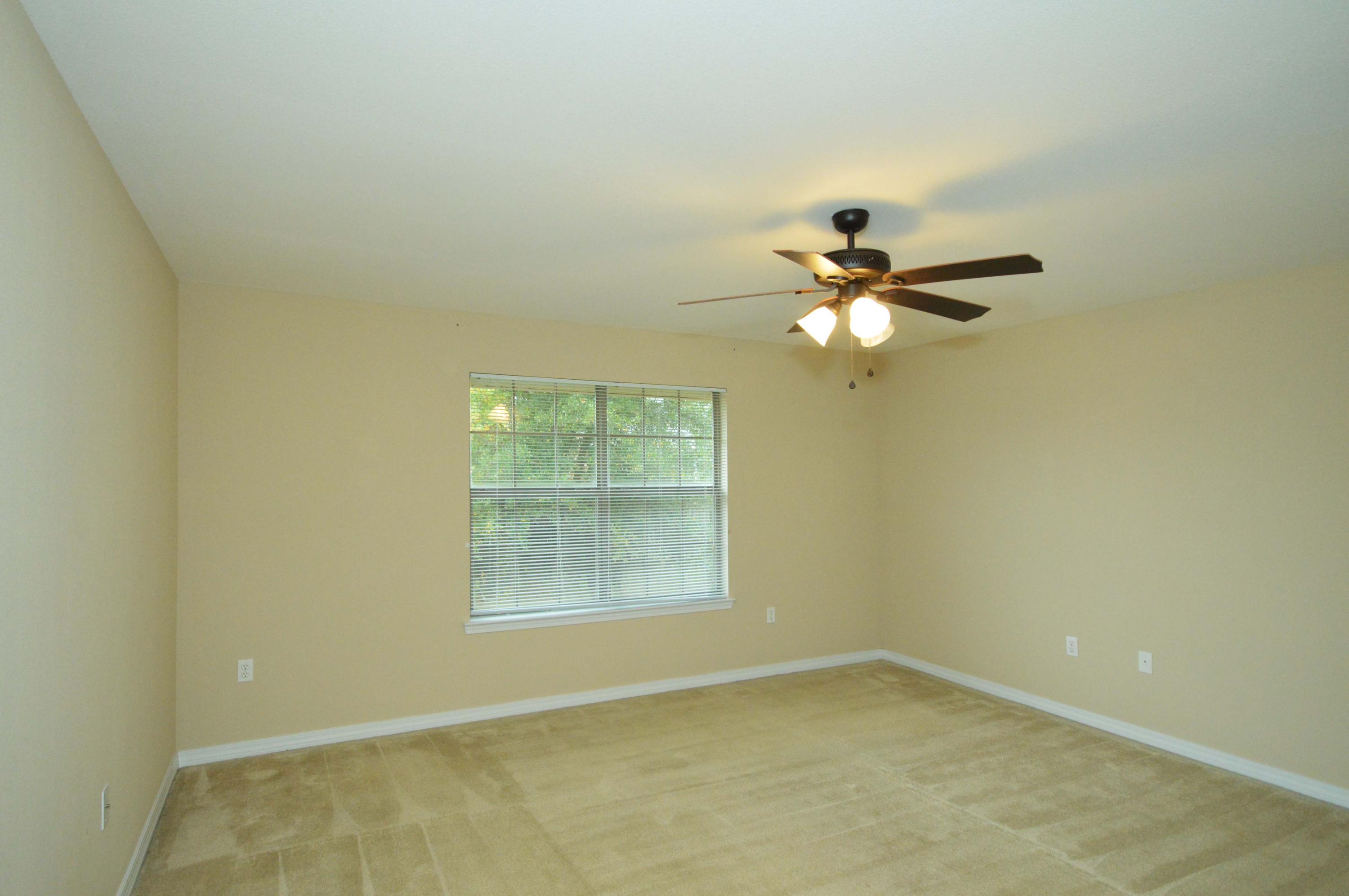 BAY PINES - Residential