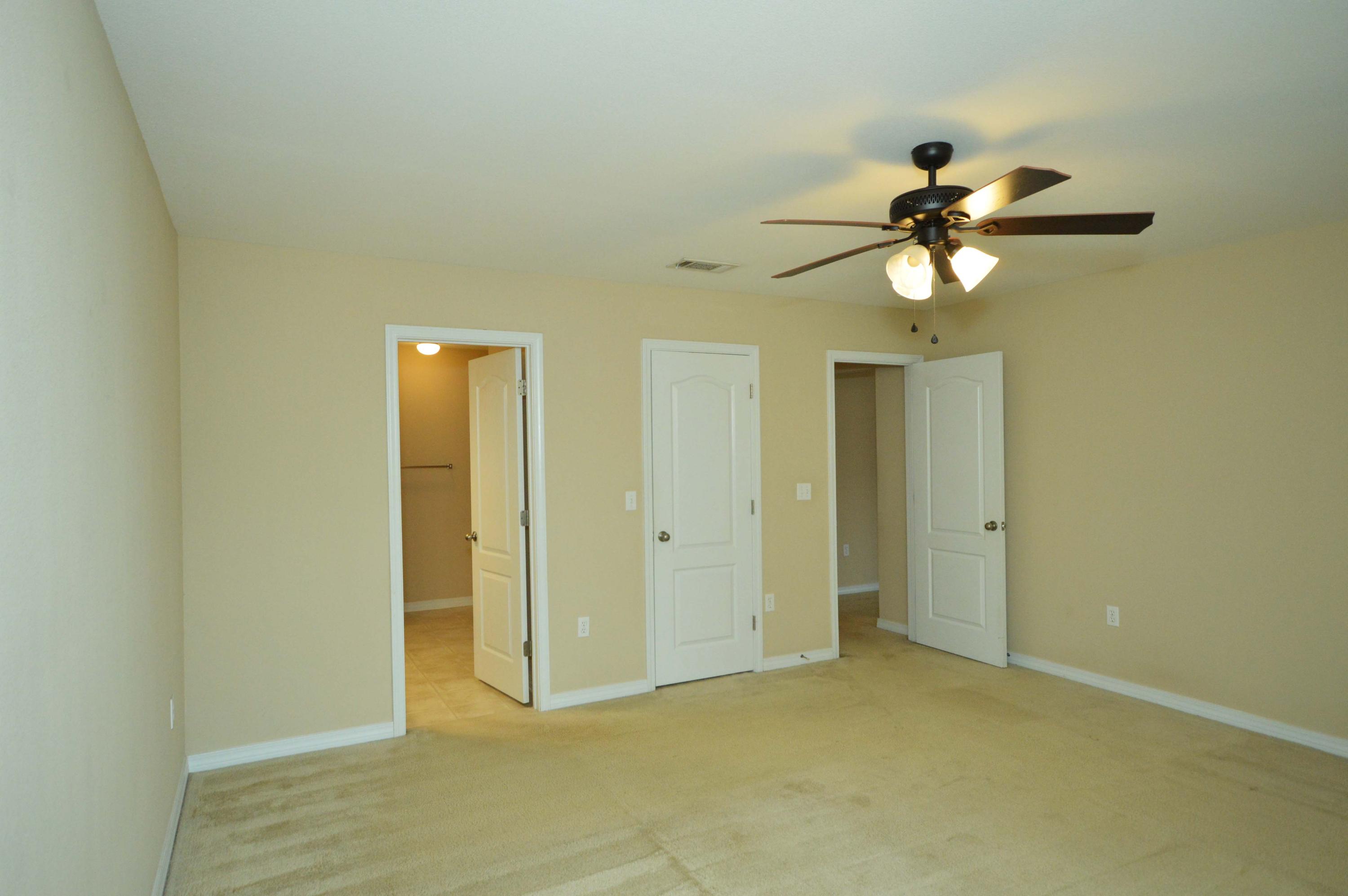 BAY PINES - Residential