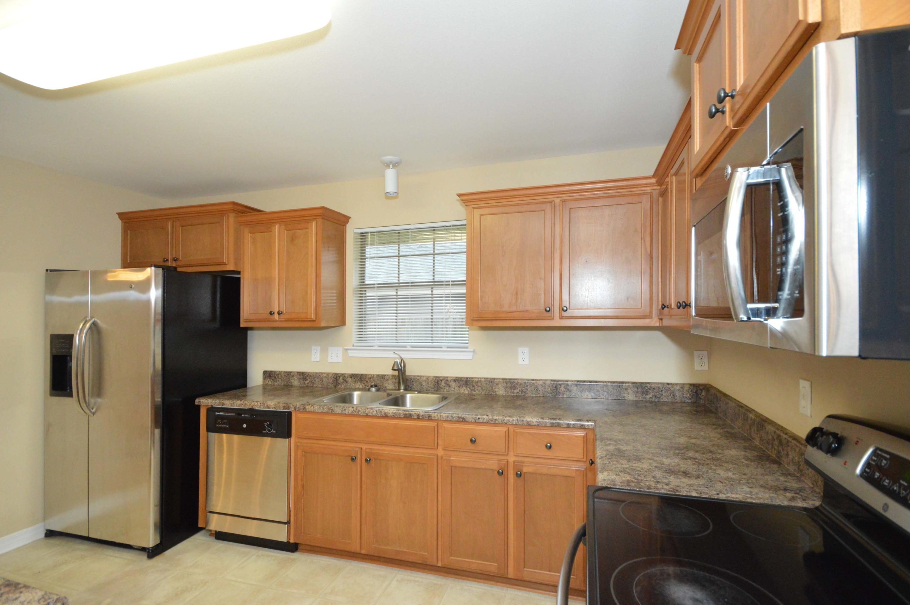 BAY PINES - Residential