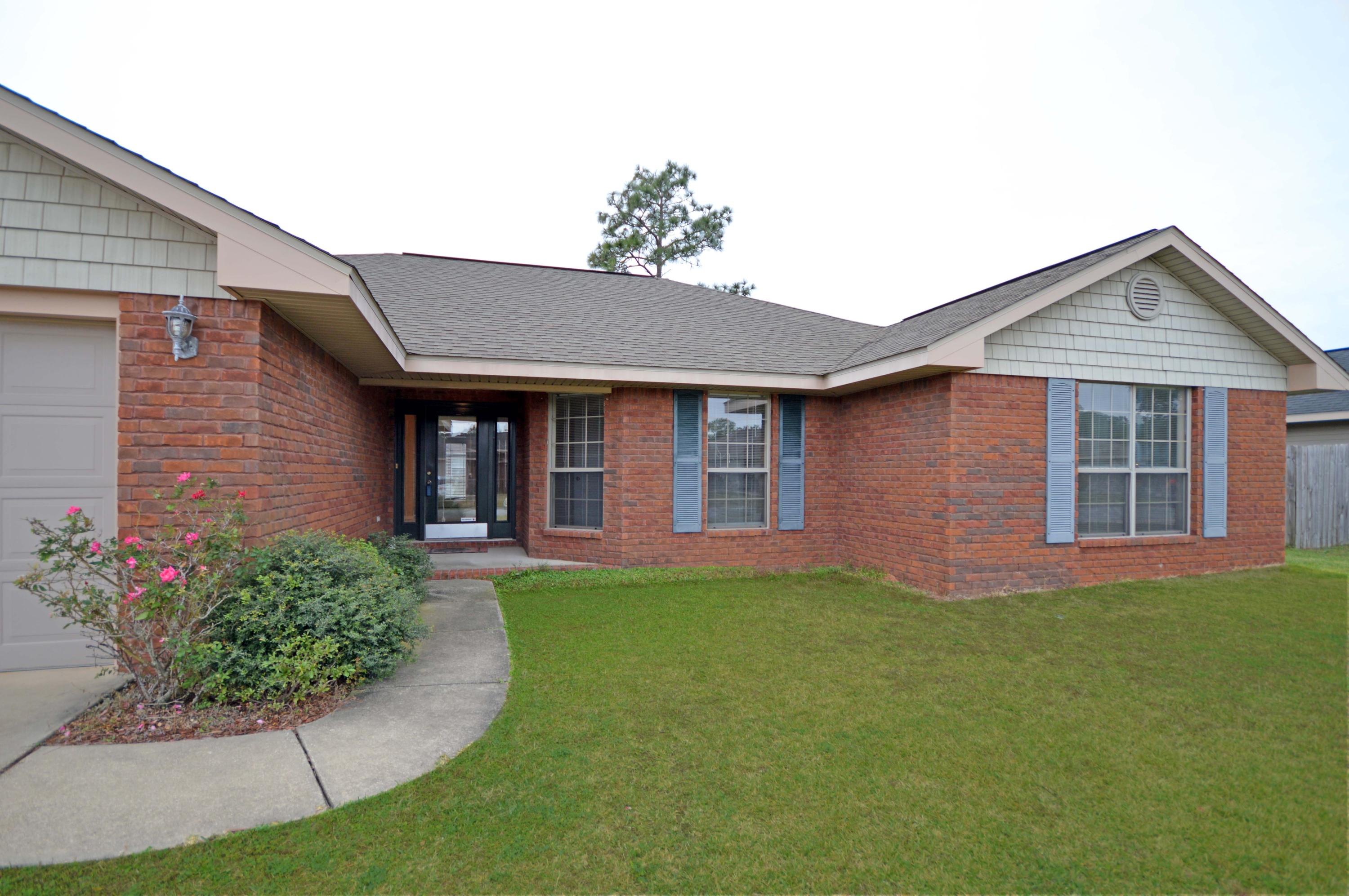 BAY PINES - Residential