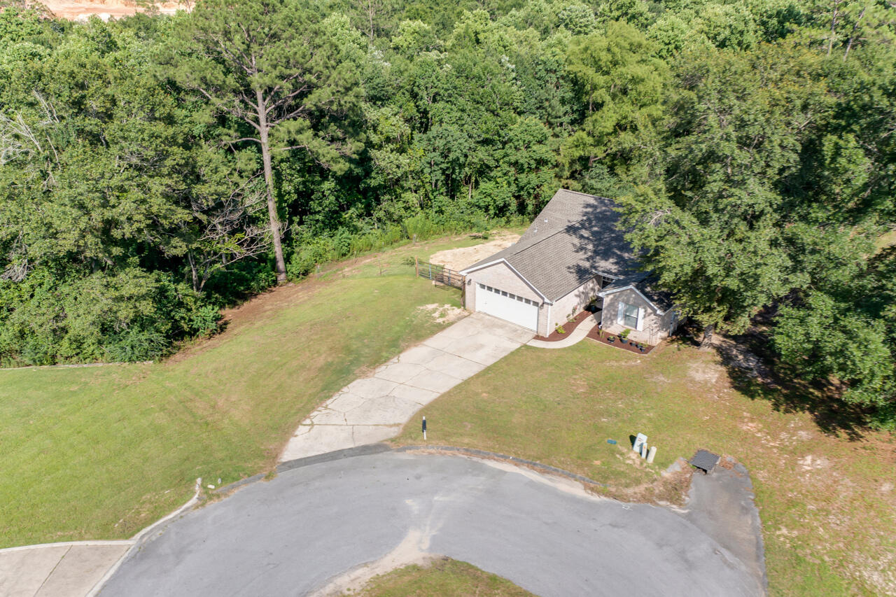 ROLLING HILLS ESTATES - Residential