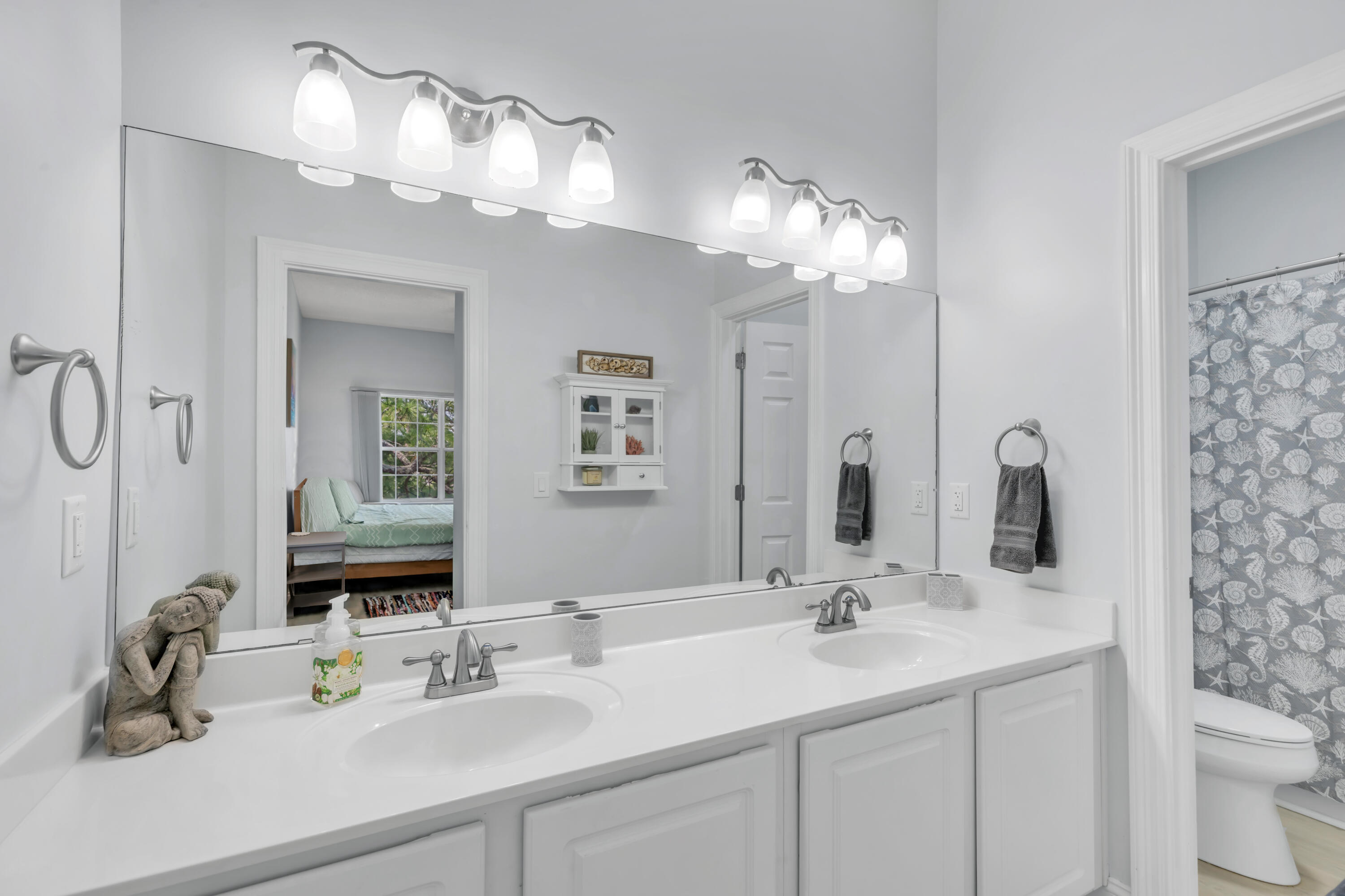 LAGUNA LANDING - Residential Lease