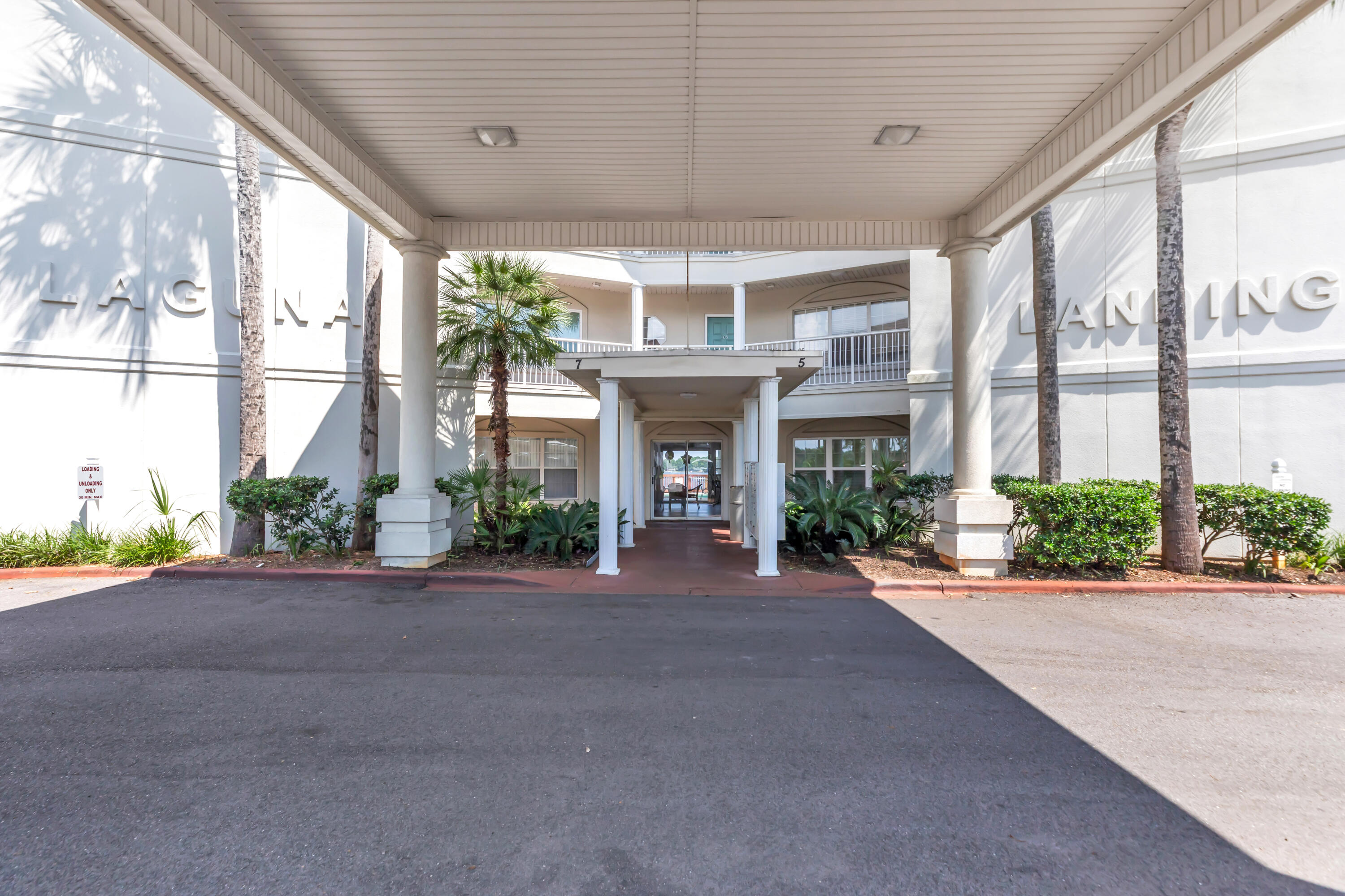 LAGUNA LANDING - Residential Lease