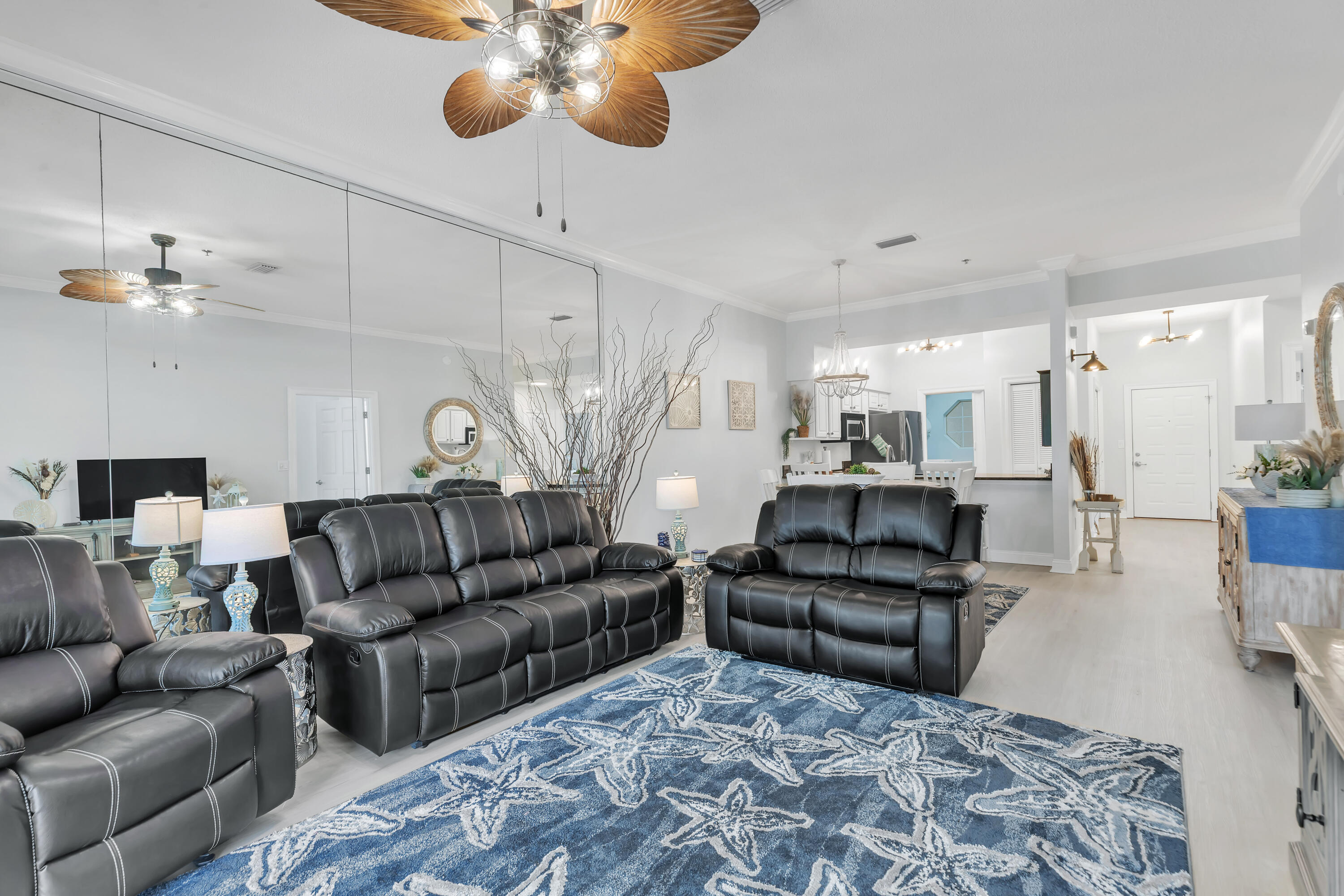 LAGUNA LANDING - Residential Lease