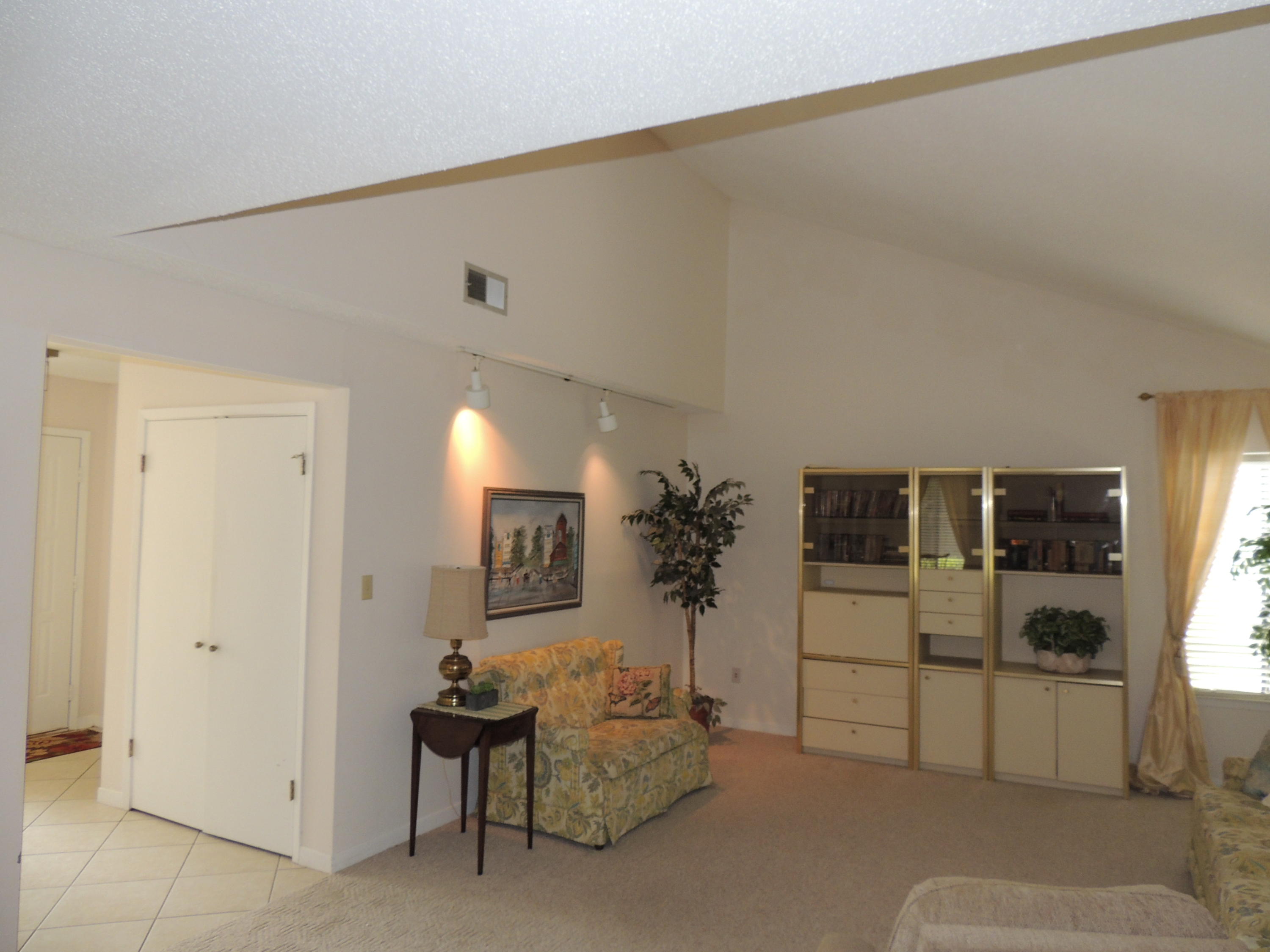 ROYAL OAK VILLAGE 2B - Residential