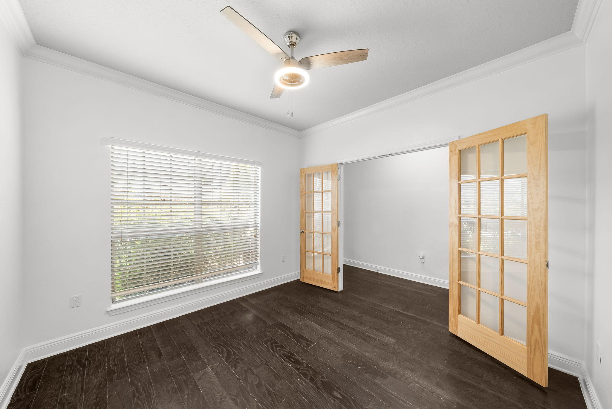 WHISPERING LAKE - Residential Lease