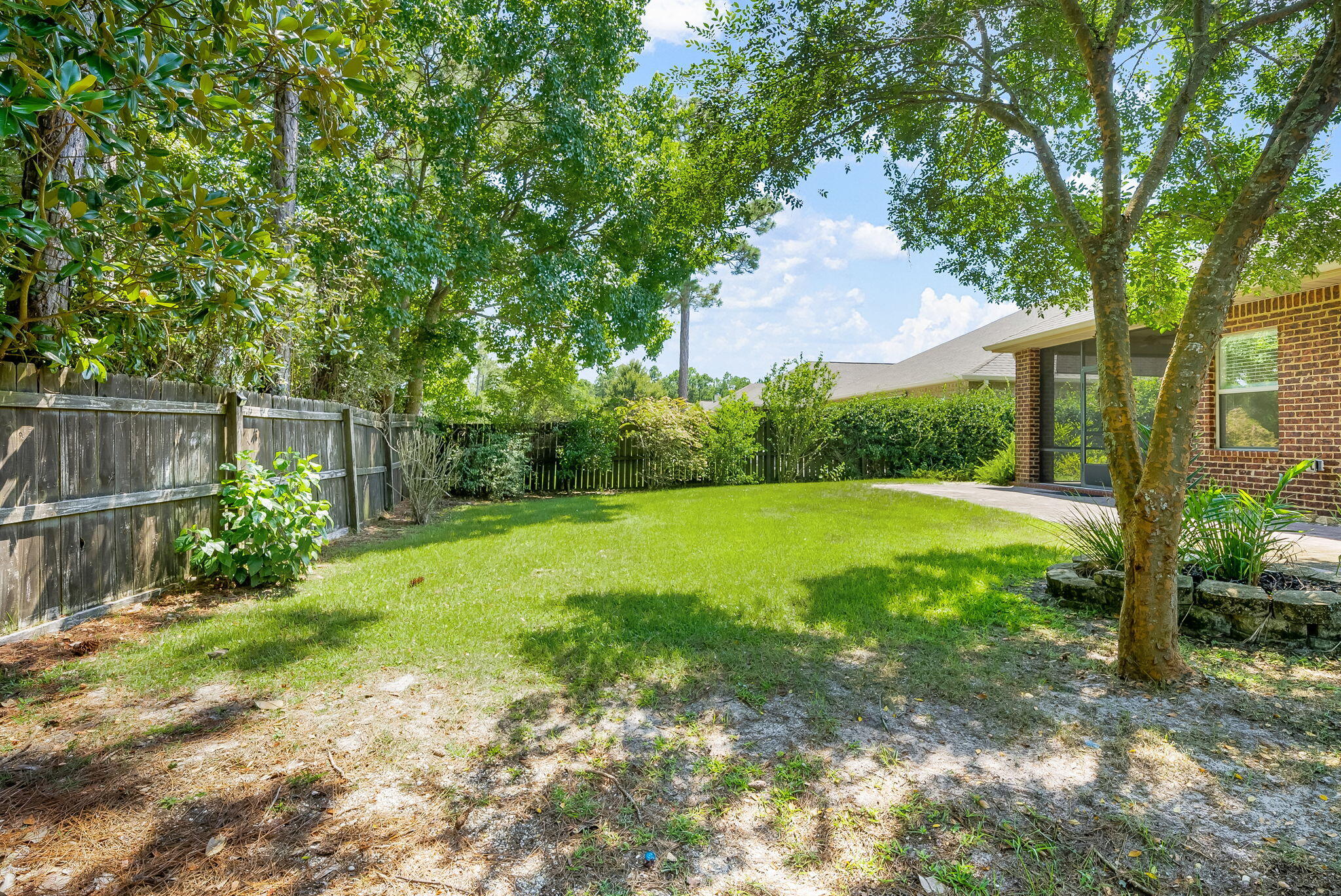 WHISPERING LAKE - Residential Lease