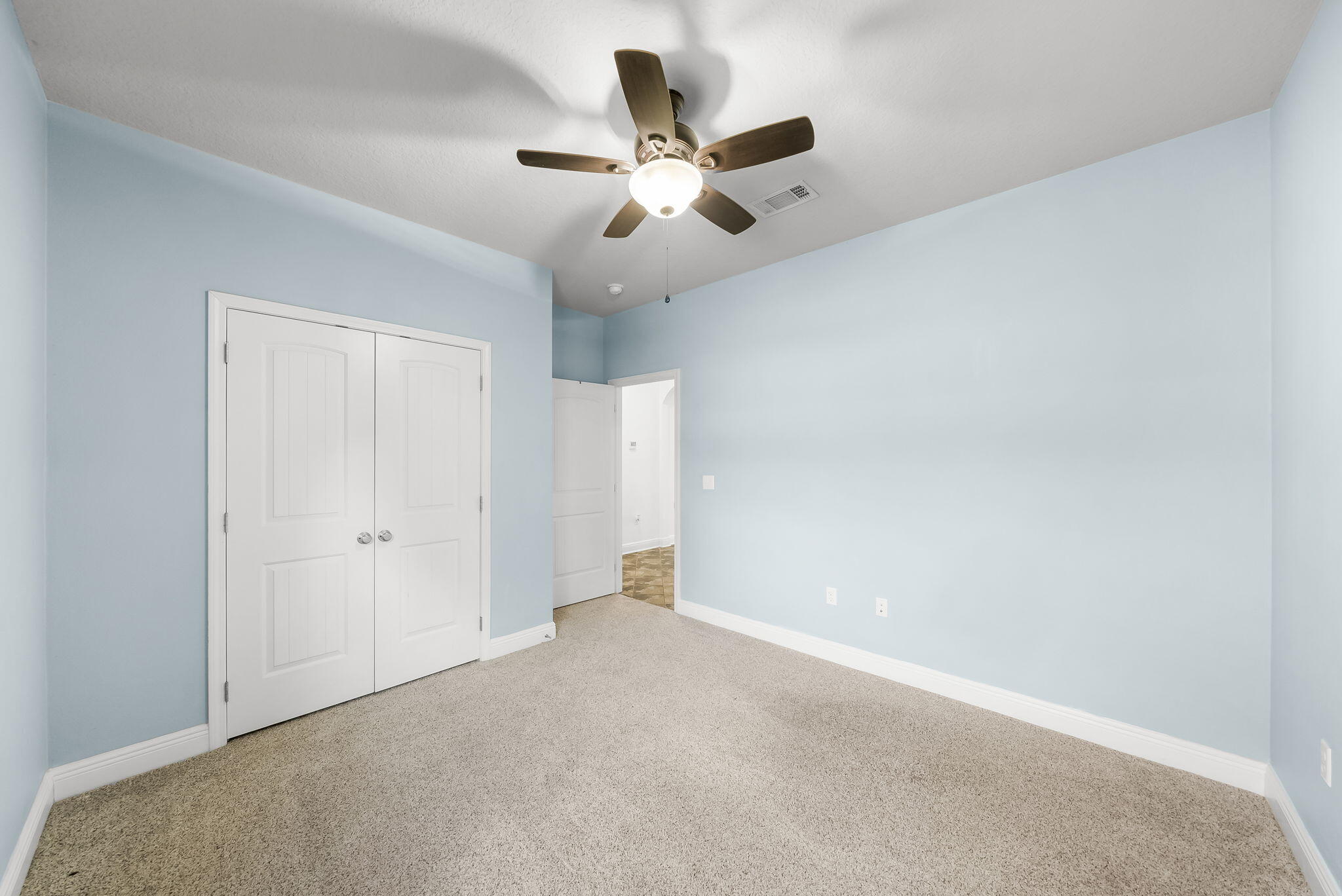 WHISPERING LAKE - Residential Lease