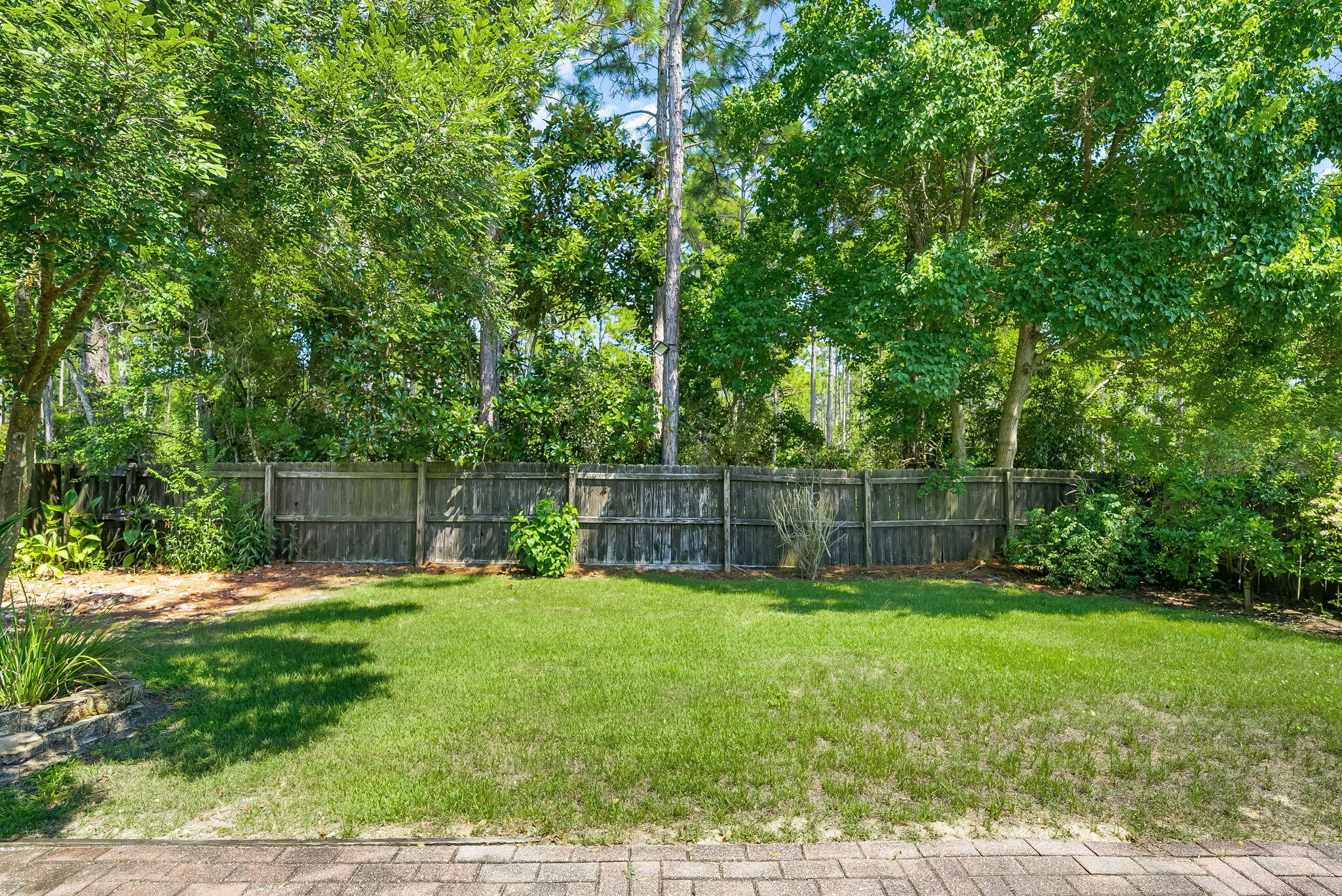 WHISPERING LAKE - Residential Lease