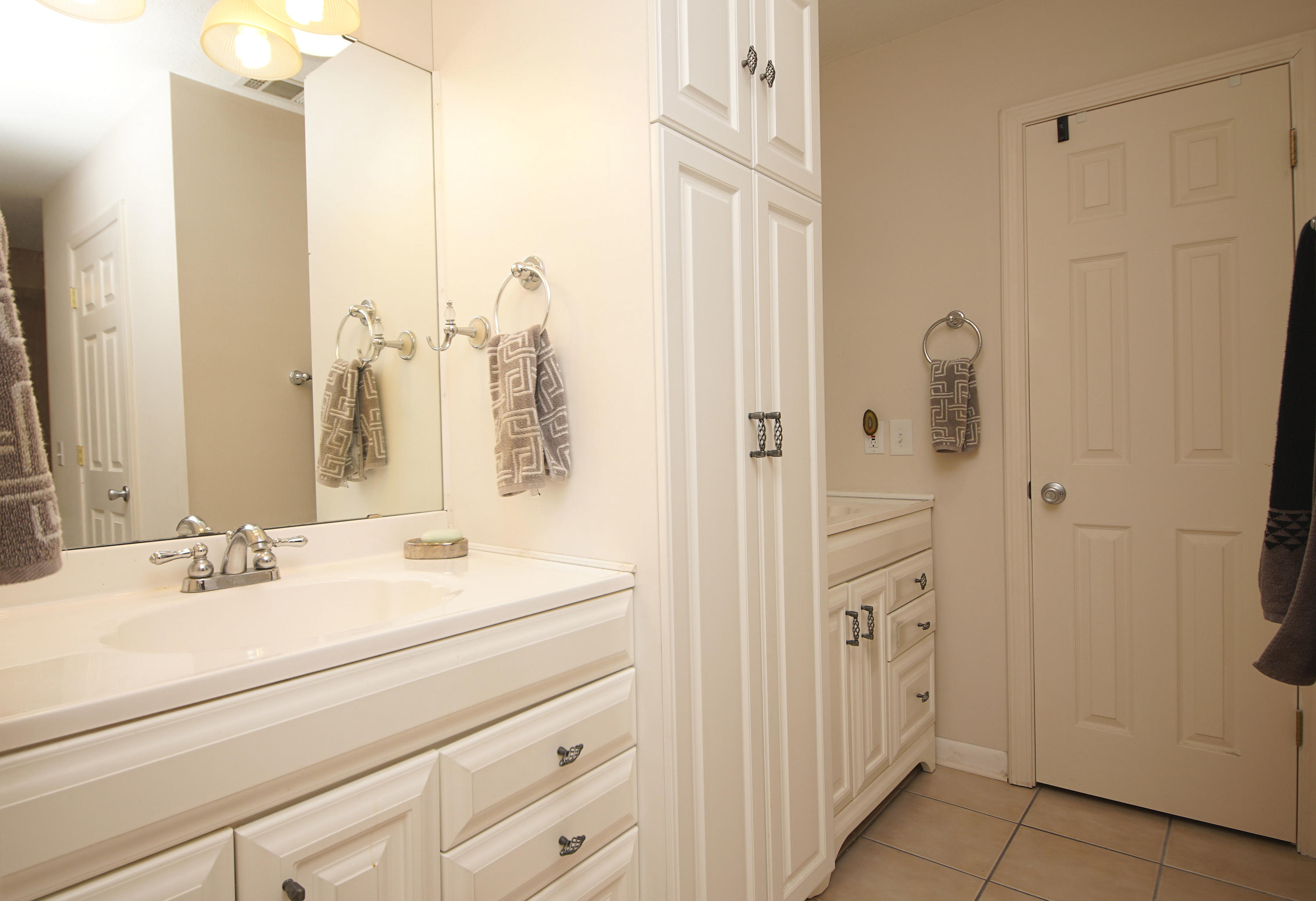 GARNIERS BEACH 7TH - Residential