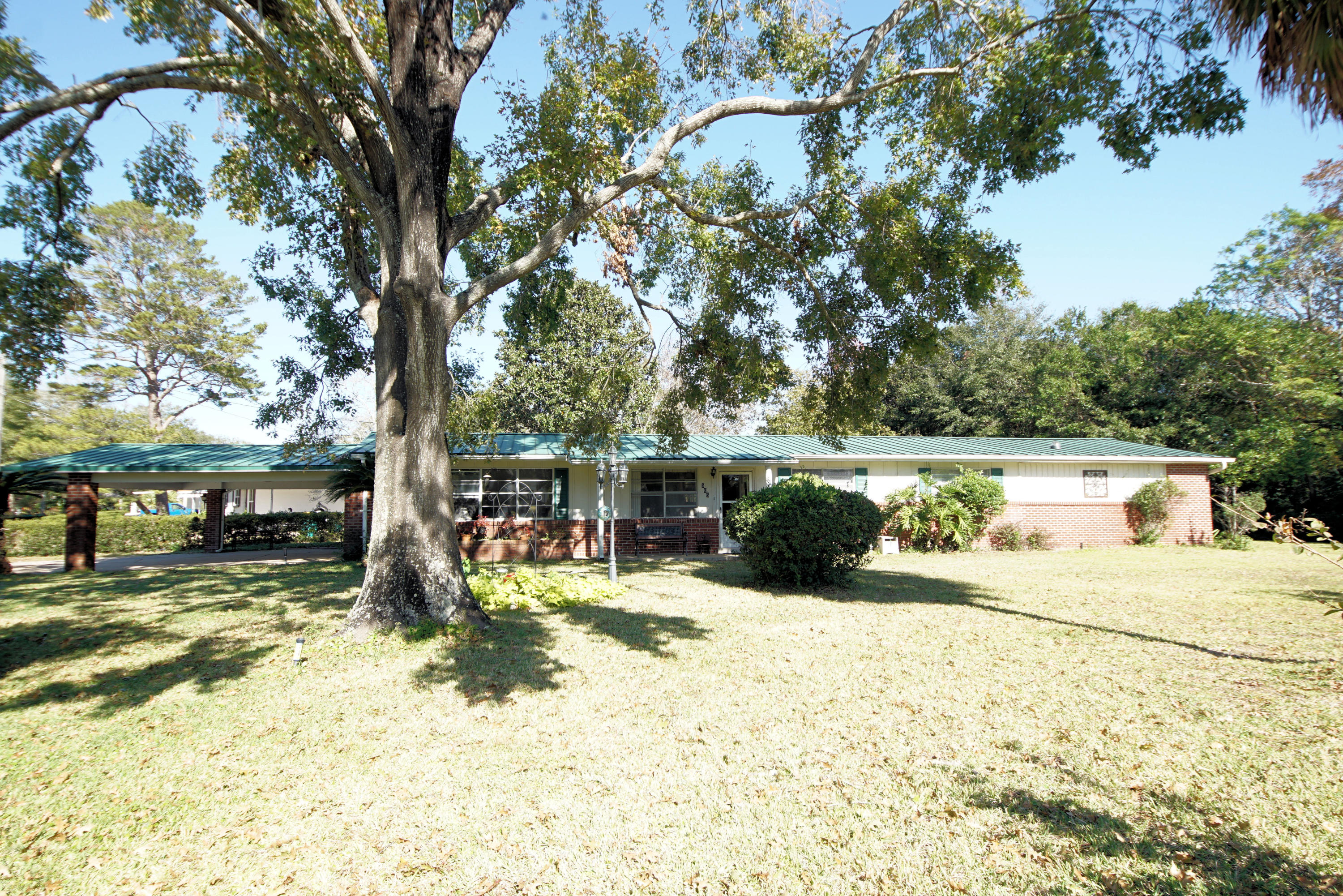 GARNIERS BEACH 7TH - Residential