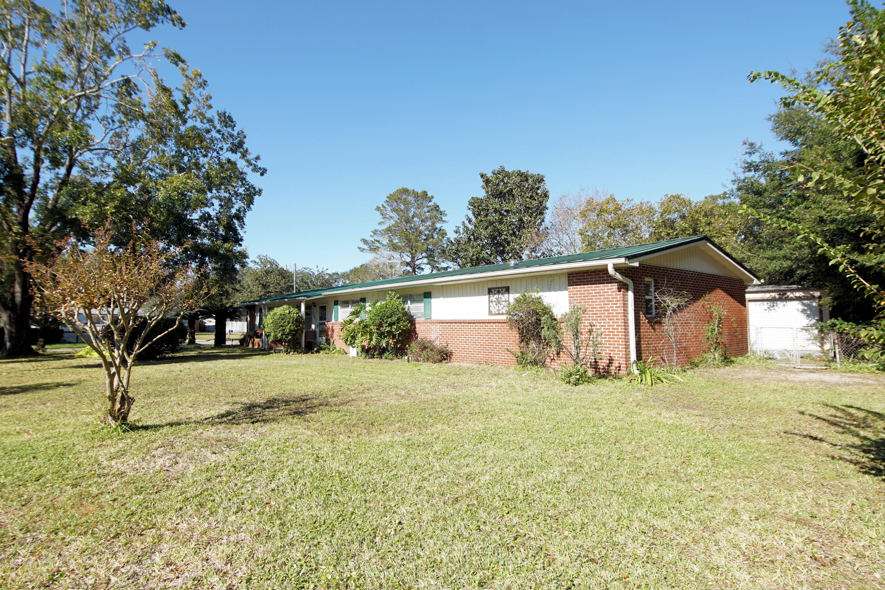 GARNIERS BEACH 7TH - Residential