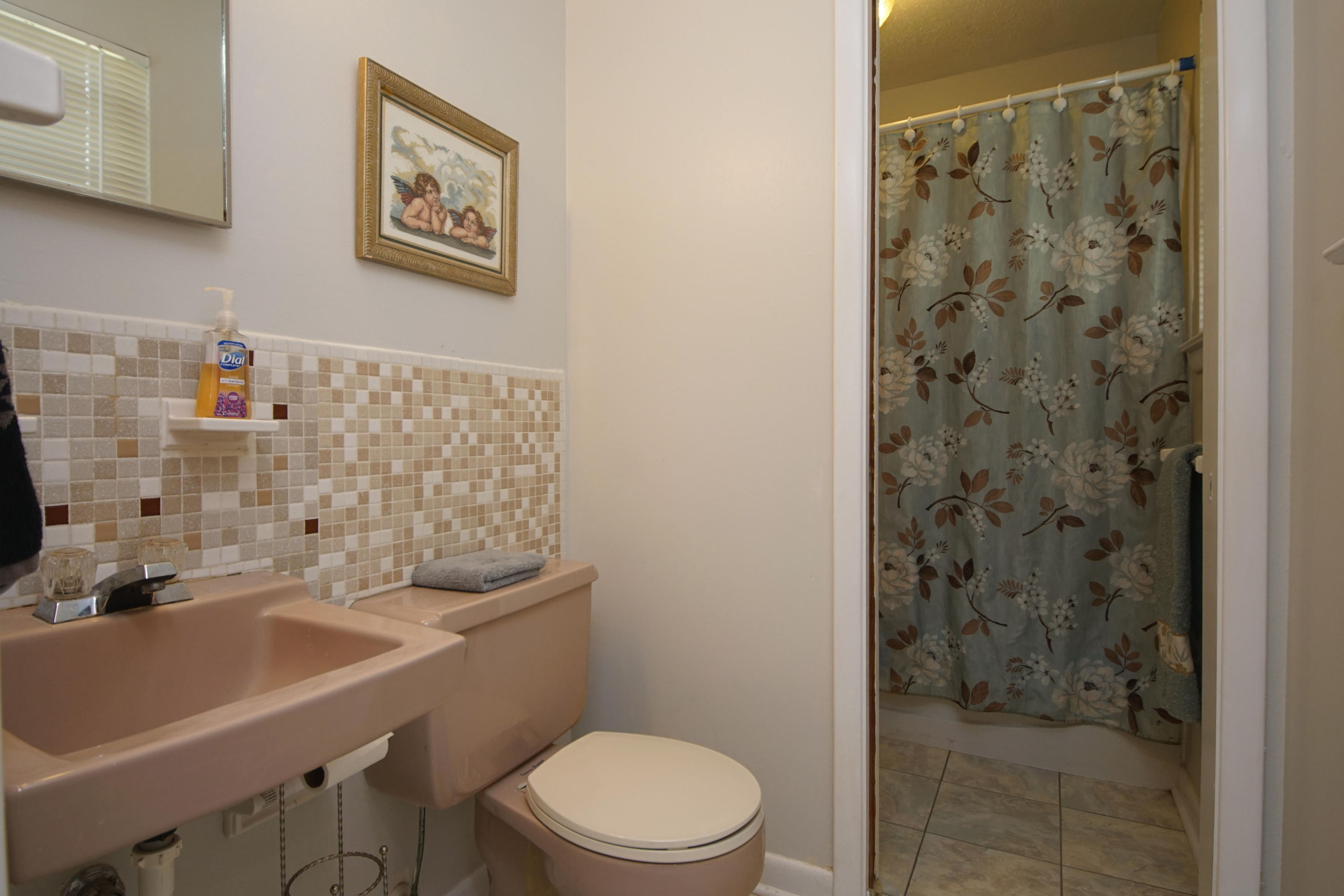 GARNIERS BEACH 7TH - Residential