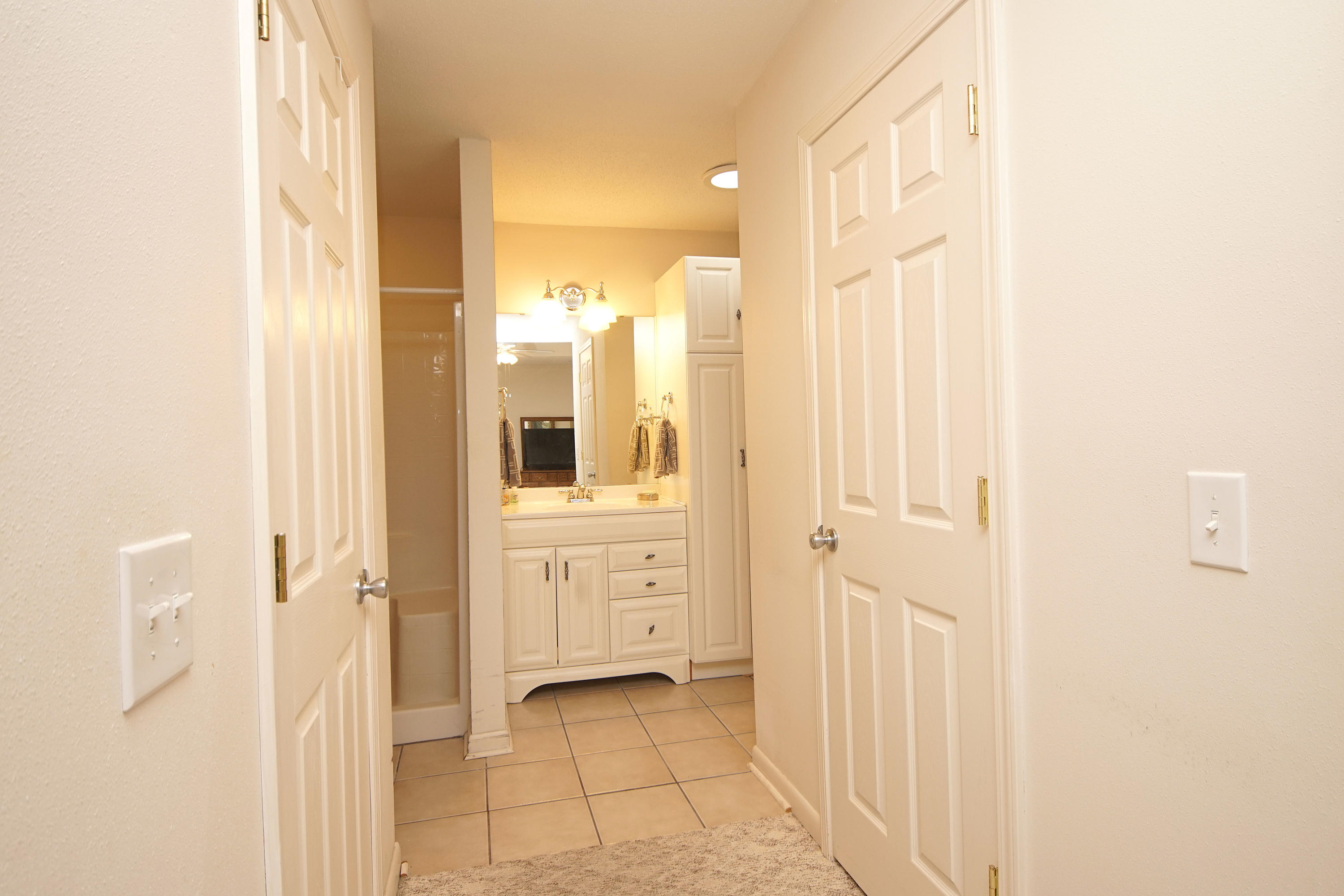 GARNIERS BEACH 7TH - Residential