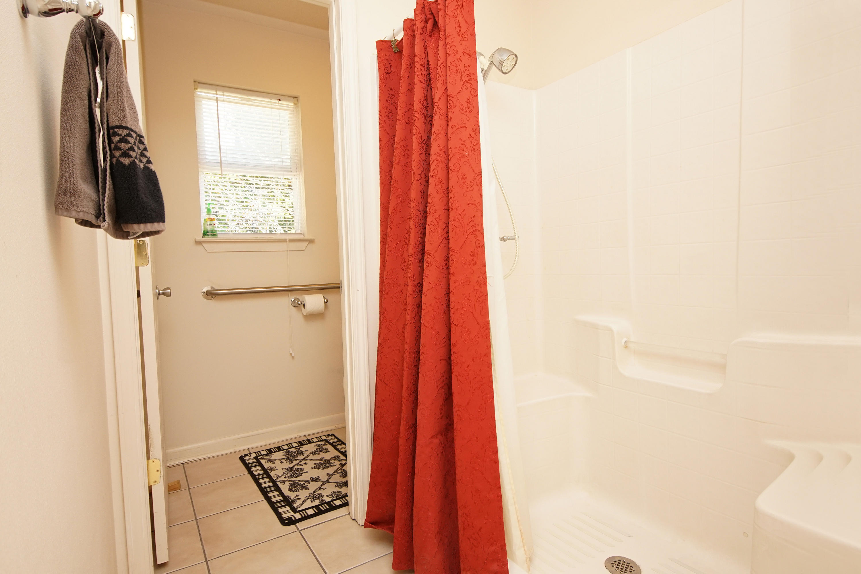 GARNIERS BEACH 7TH - Residential