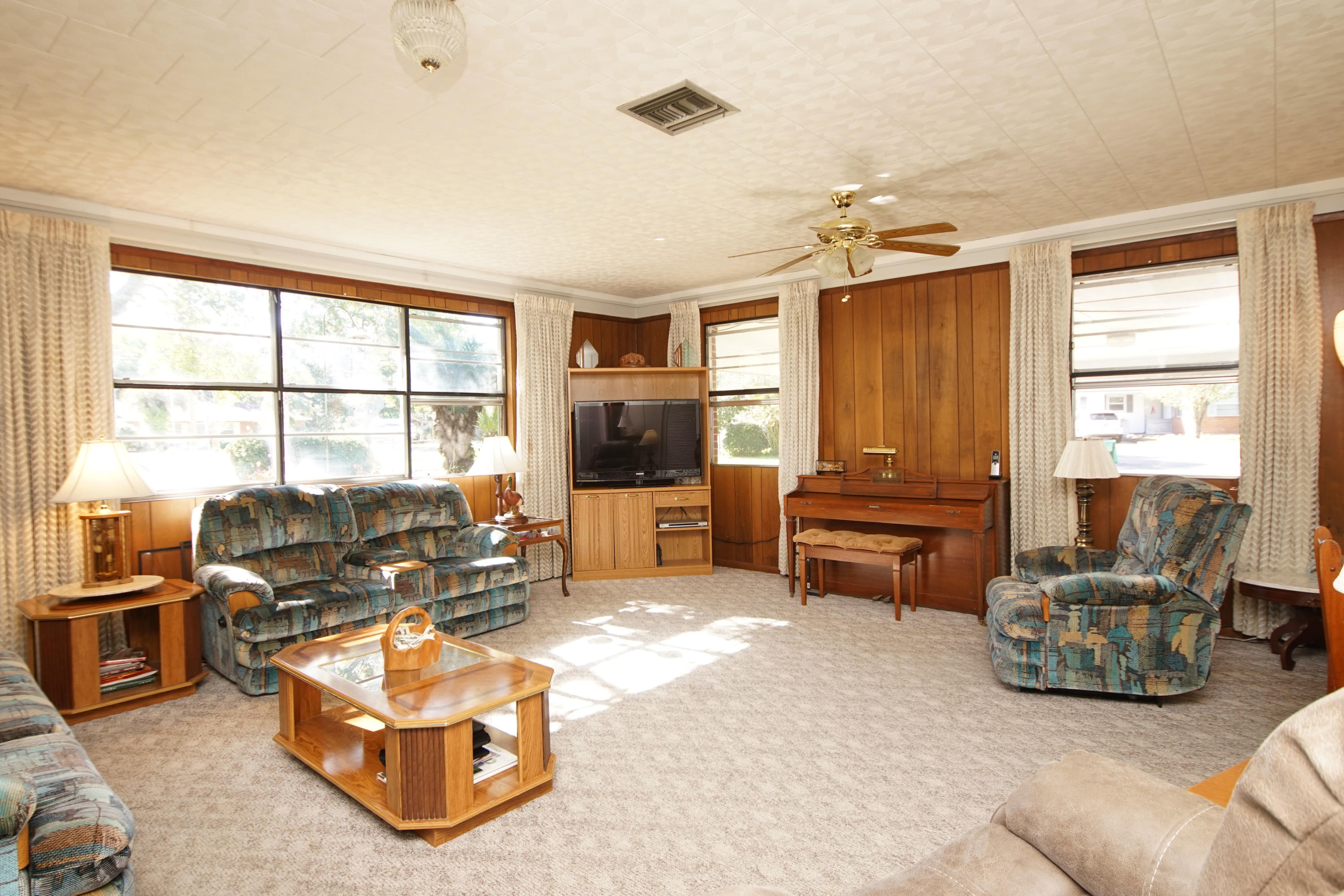 GARNIERS BEACH 7TH - Residential