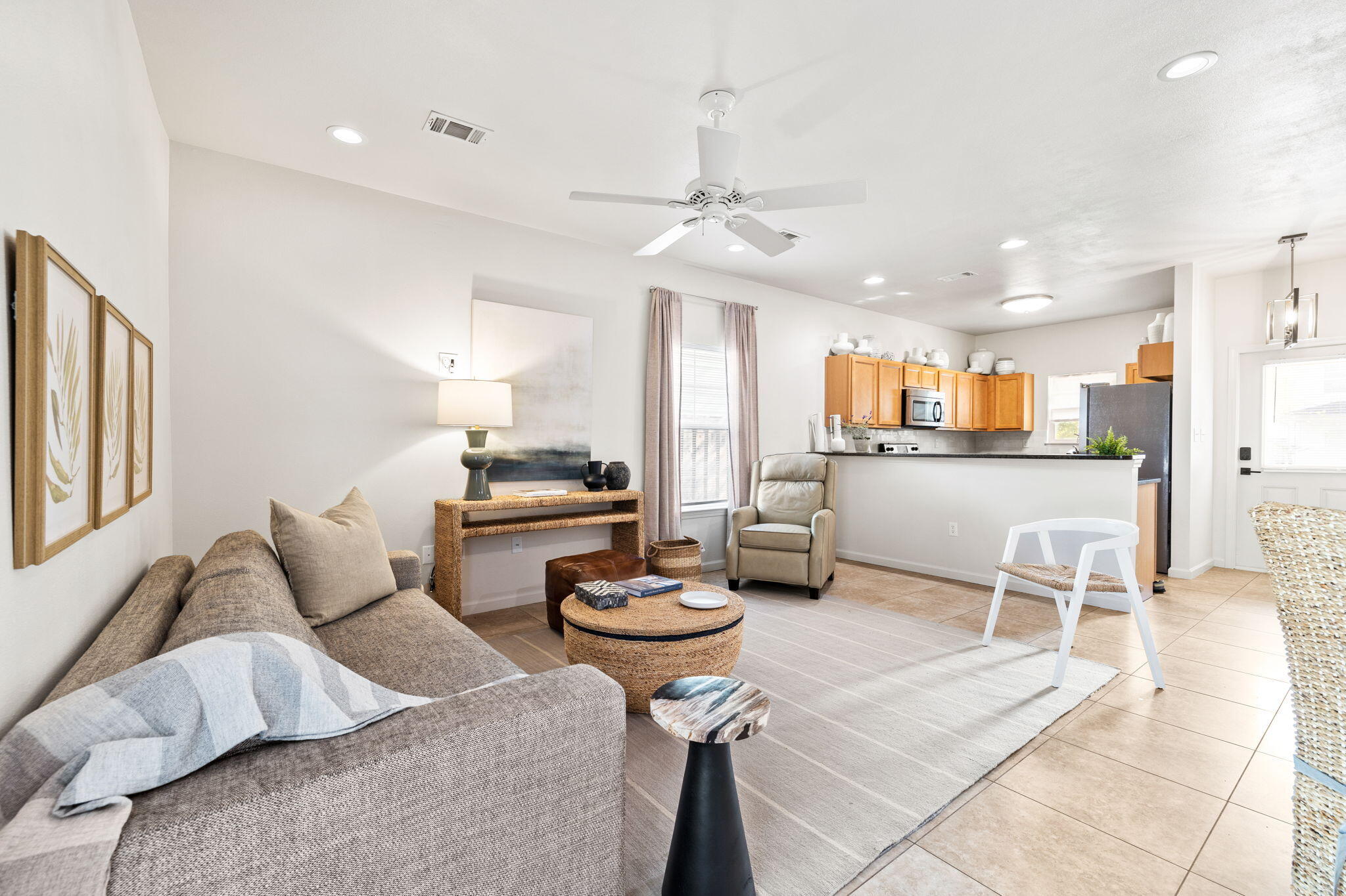 PLANTATION AT SANTA ROSA - Residential