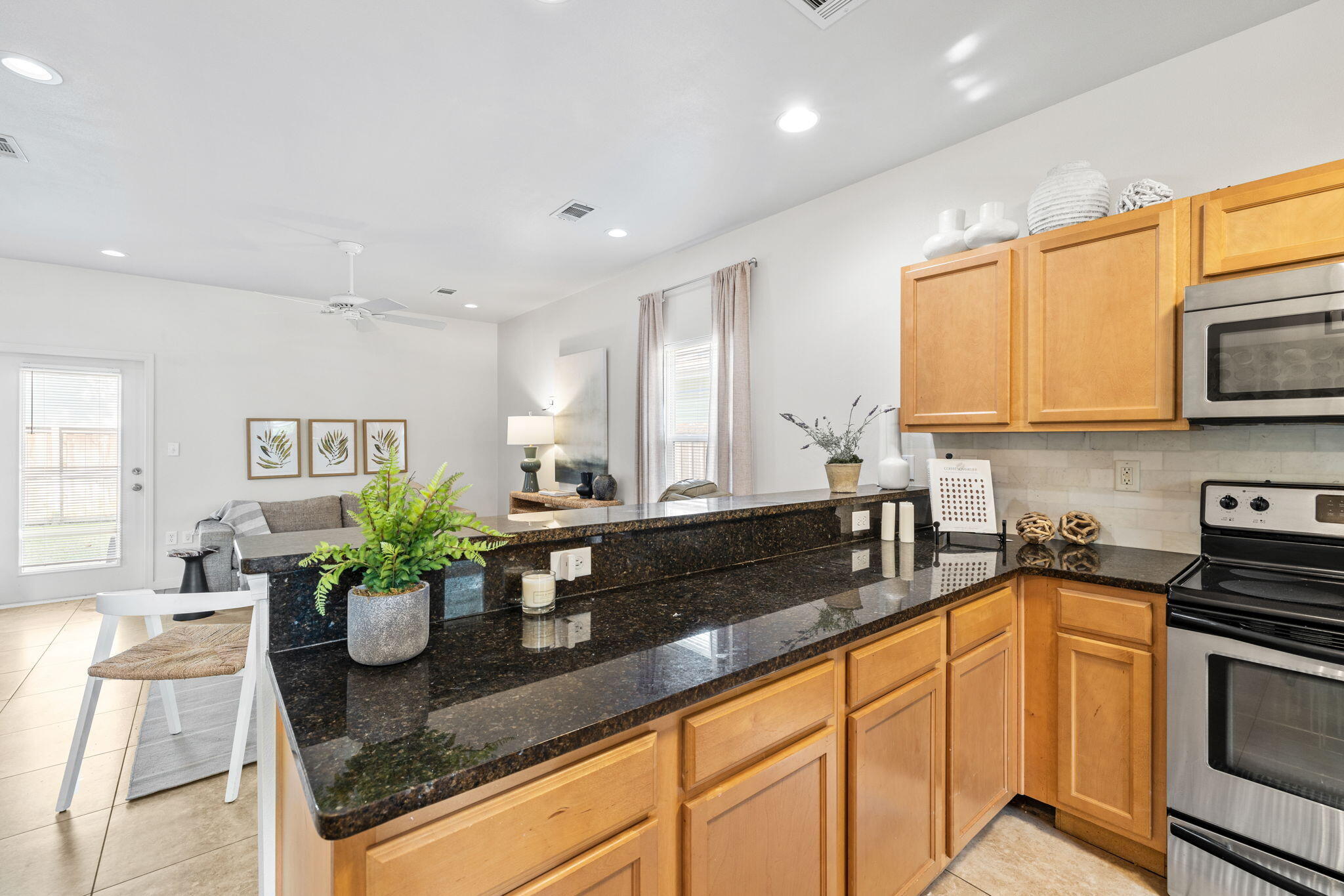 PLANTATION AT SANTA ROSA - Residential