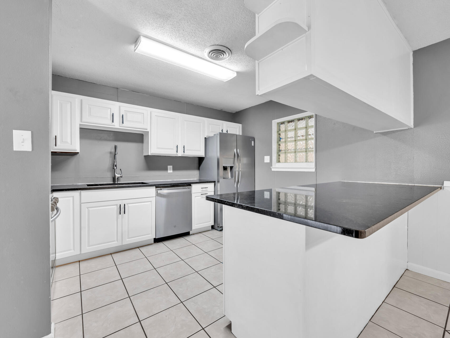 BEL AIR - Residential Lease