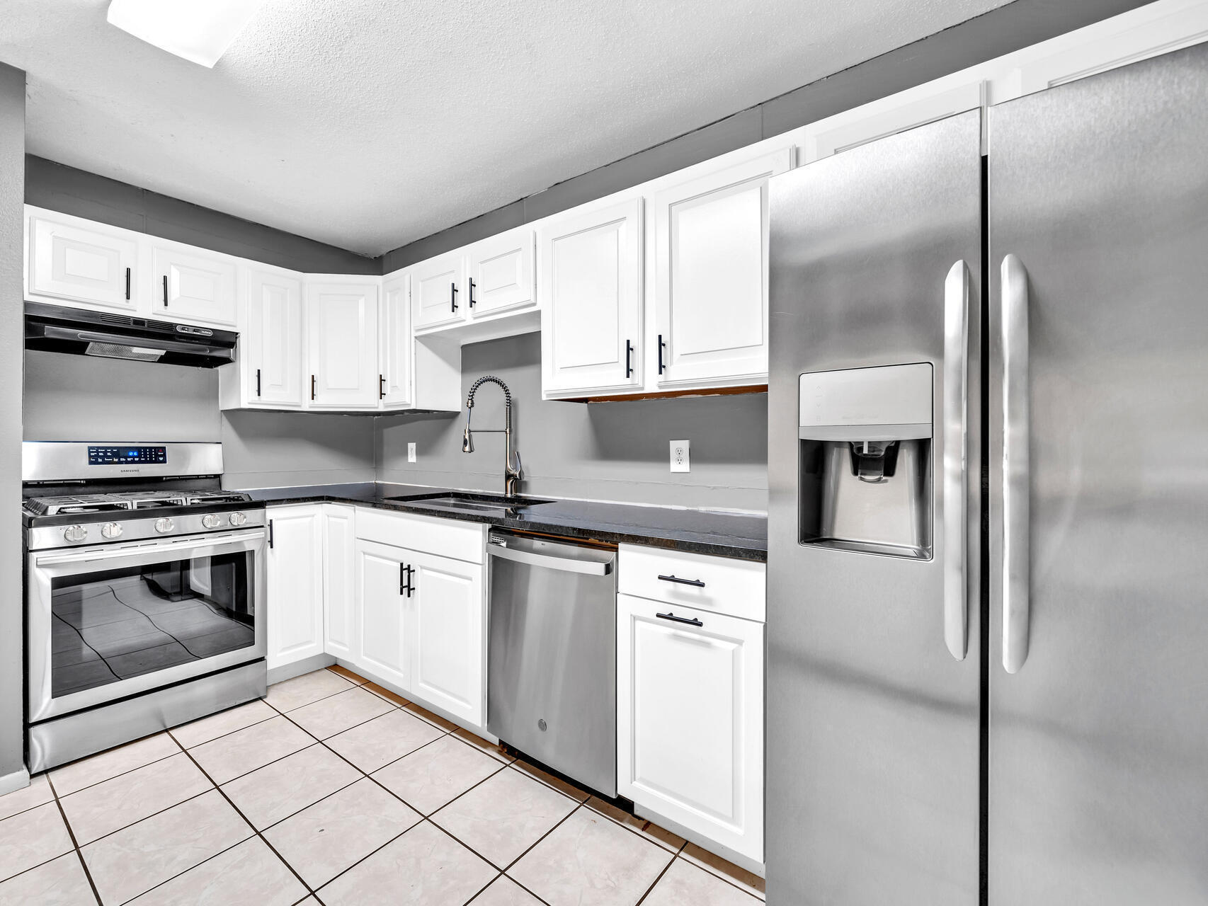 BEL AIR - Residential Lease