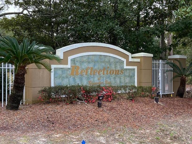 REFLECTIONS AT BLUEWATER BAY T/H LOT 8 - Residential Lease