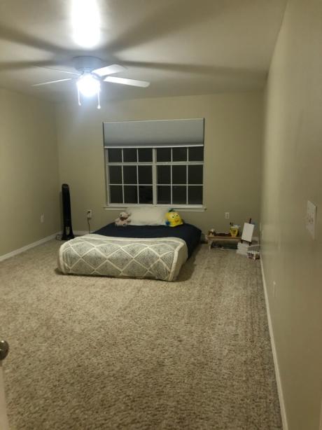 REFLECTIONS AT BLUEWATER BAY T/H LOT 8 - Residential Lease