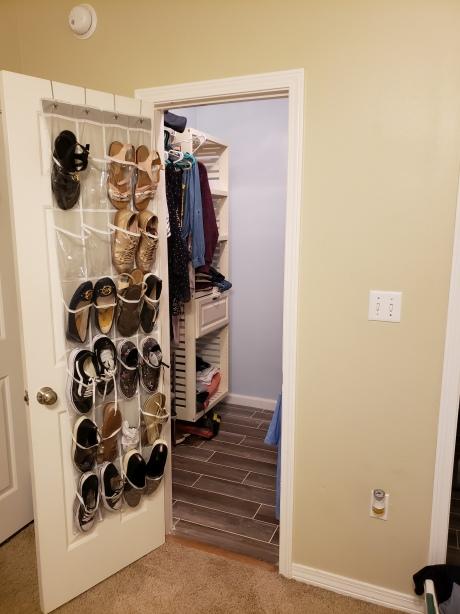 REFLECTIONS AT BLUEWATER BAY T/H LOT 8 - Residential Lease