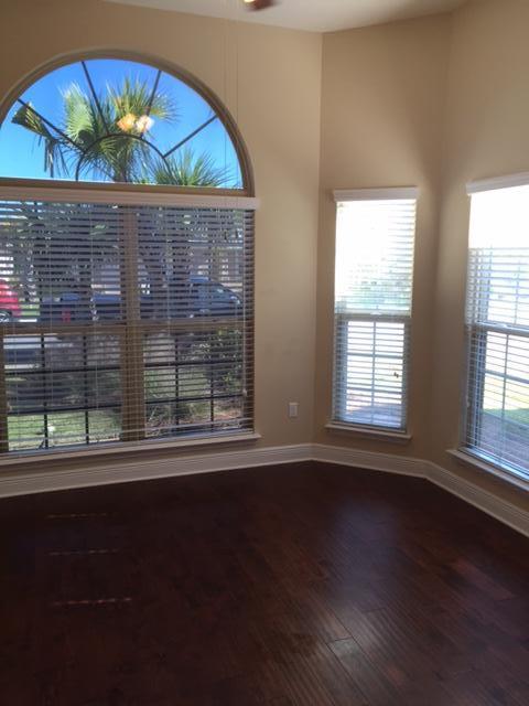 EAGLE BAY - Residential Lease