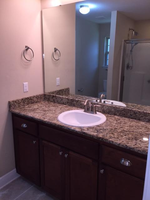 EAGLE BAY - Residential Lease