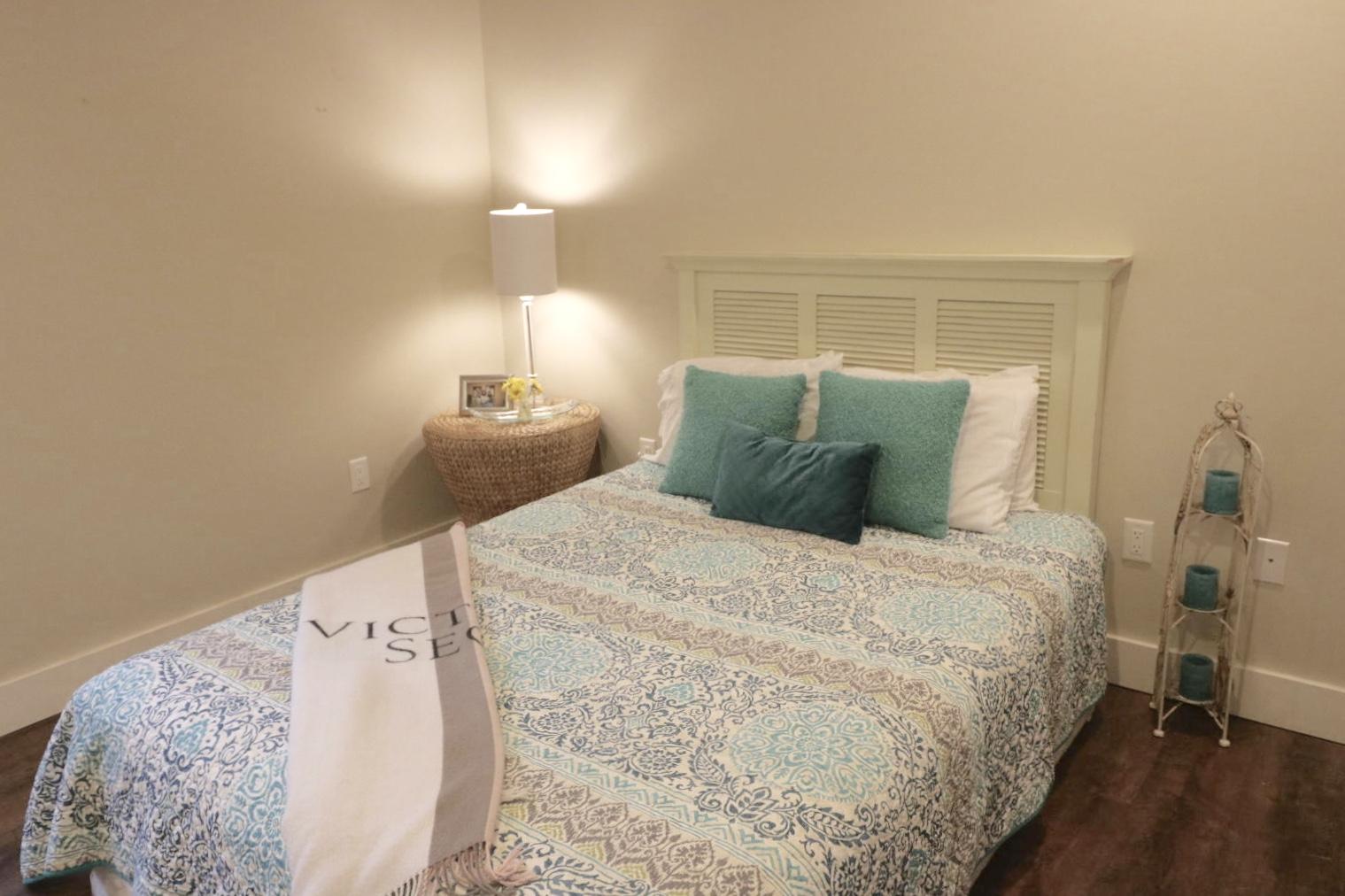 OAKWOOD LAKES ESTATES - Residential