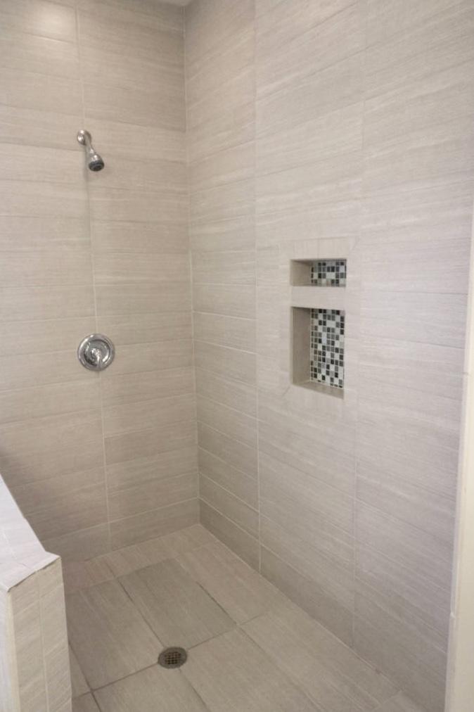 OAKWOOD LAKES ESTATES - Residential