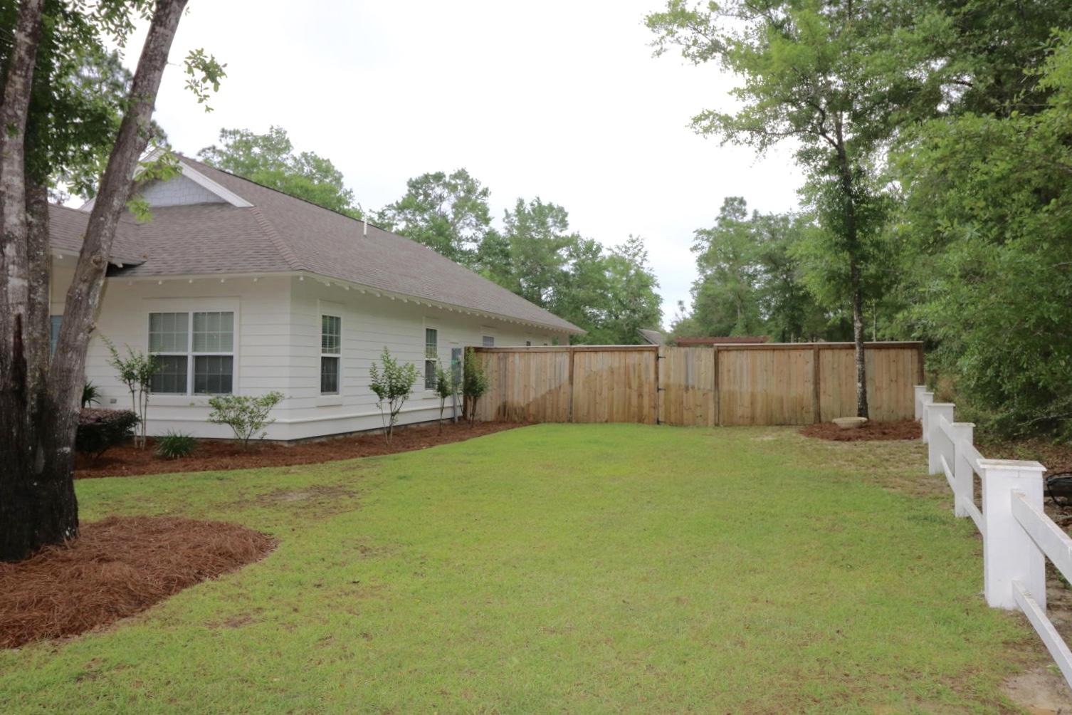 OAKWOOD LAKES ESTATES - Residential
