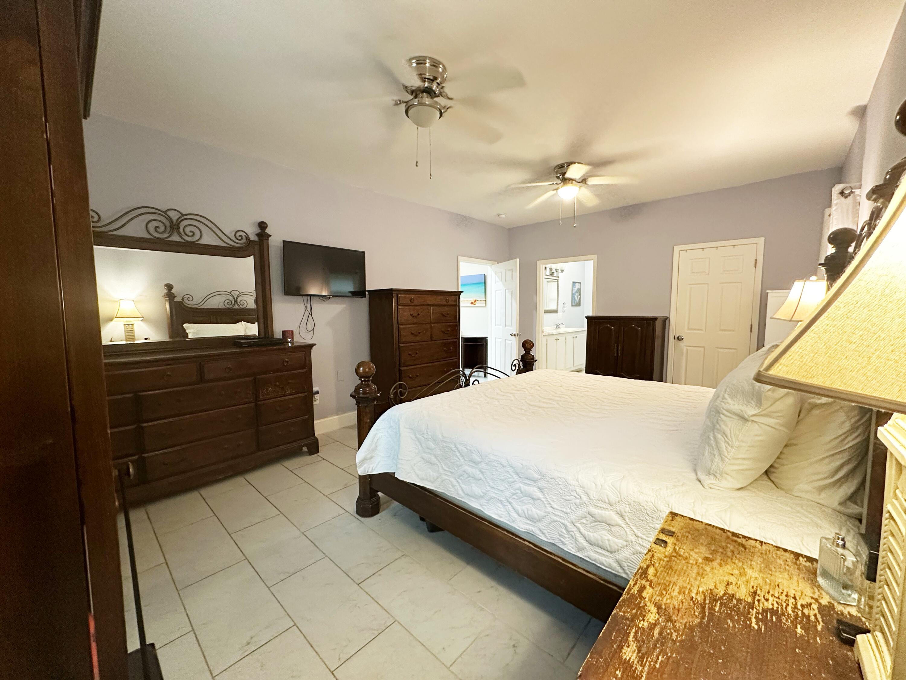 OAKWOOD HILLS UNIT 4 - Residential