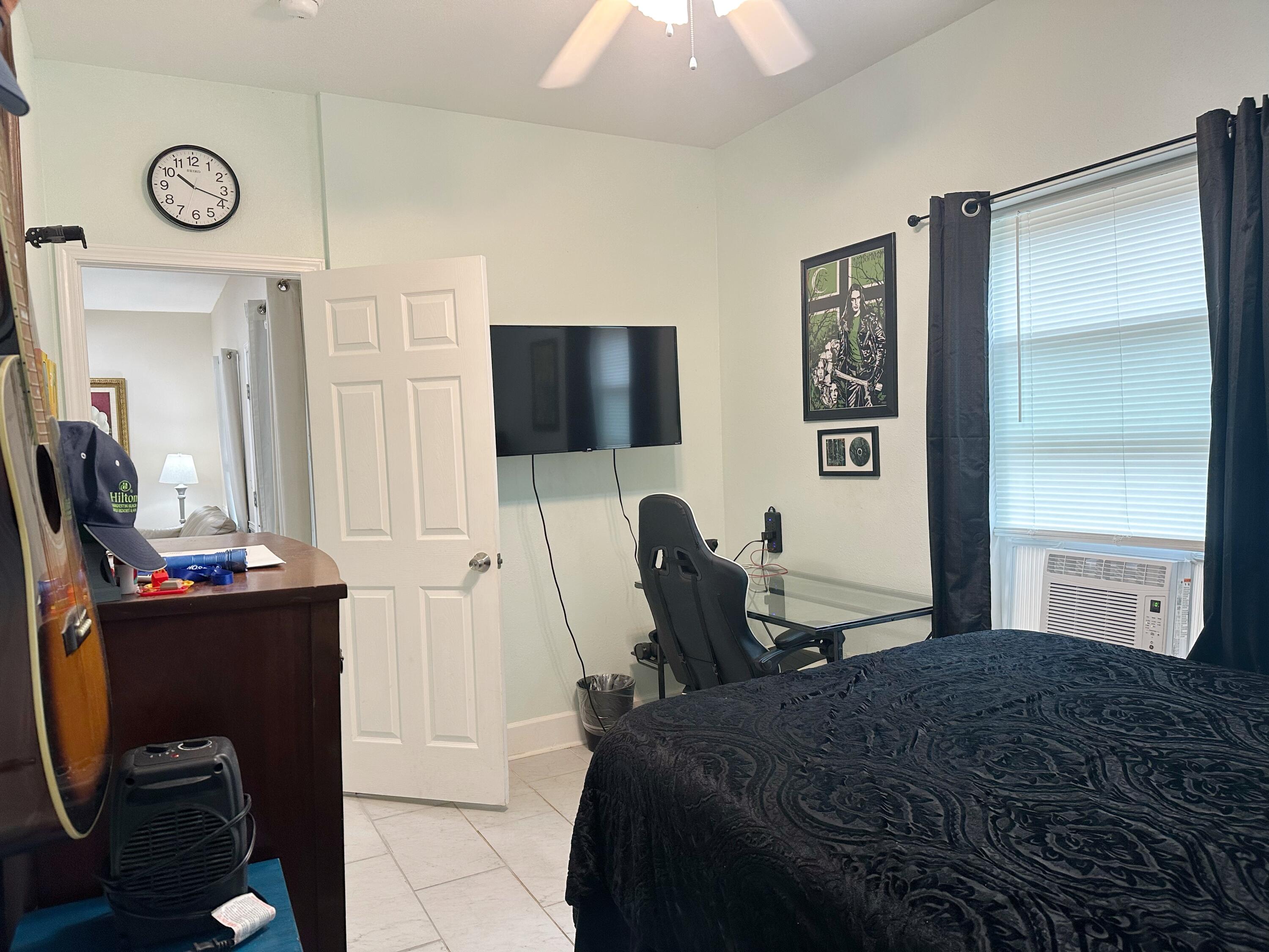 OAKWOOD HILLS UNIT 4 - Residential