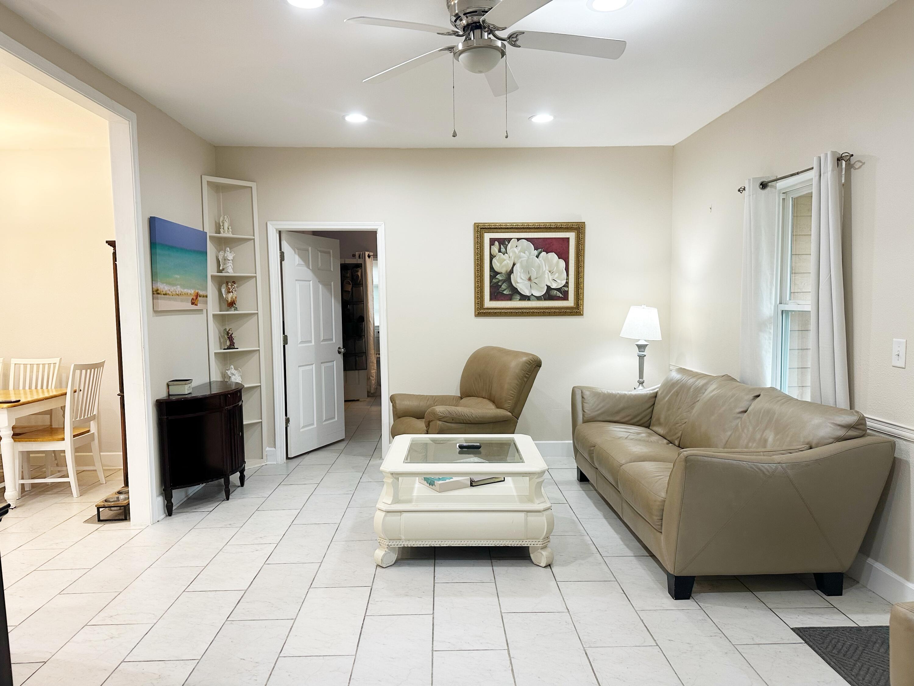 OAKWOOD HILLS UNIT 4 - Residential