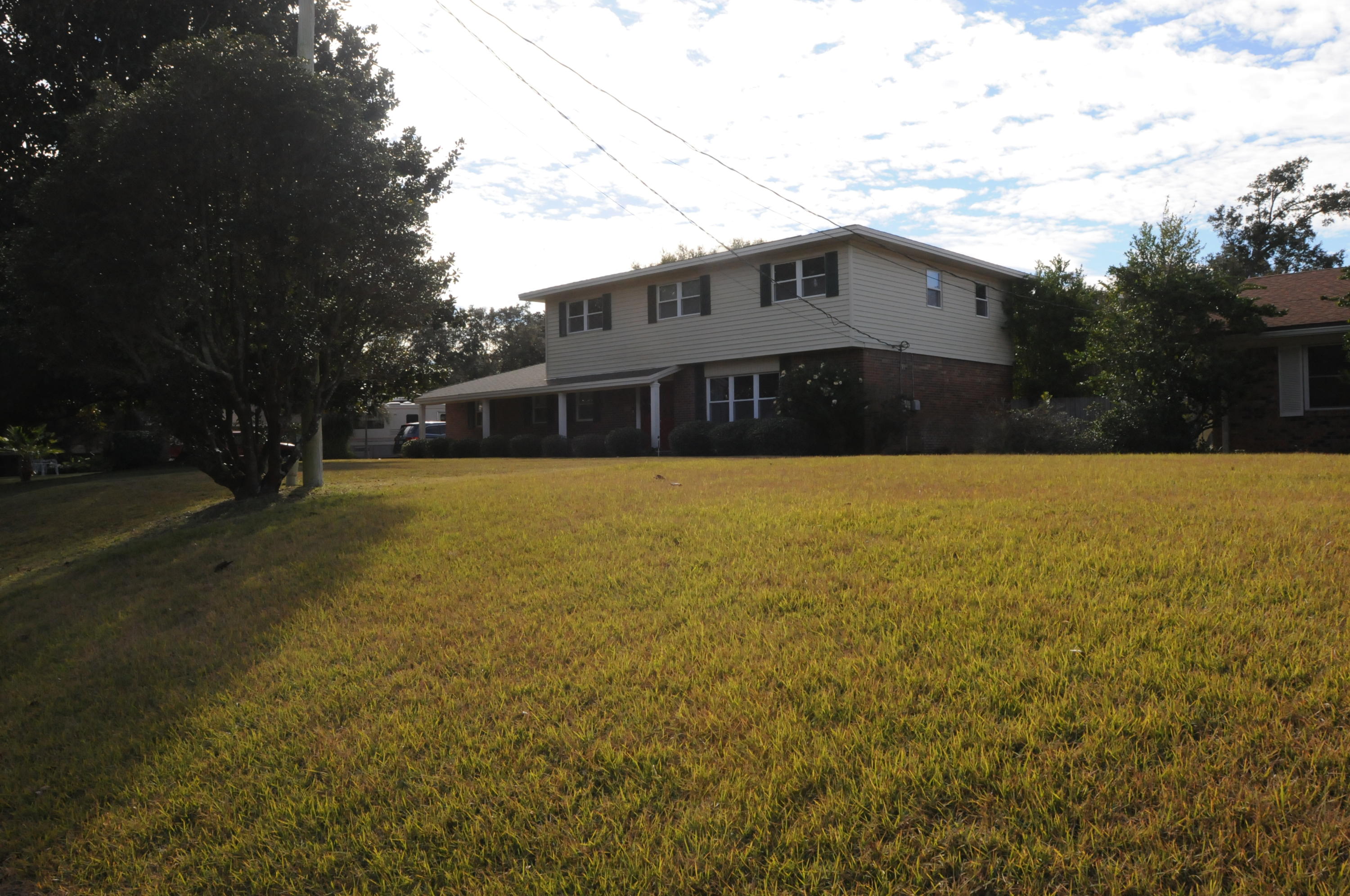 LAKE LORRAINE ESTATES 1 - Residential