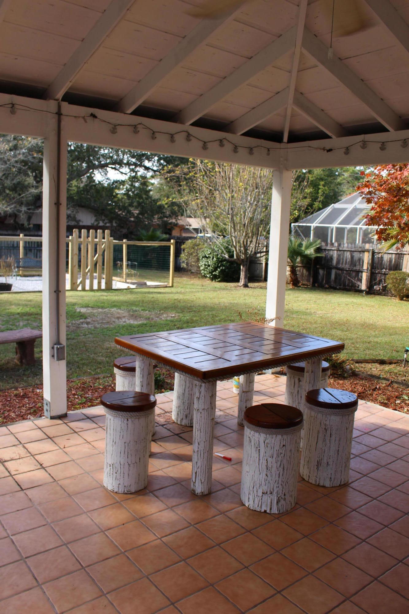 LAKE LORRAINE ESTATES 1 - Residential