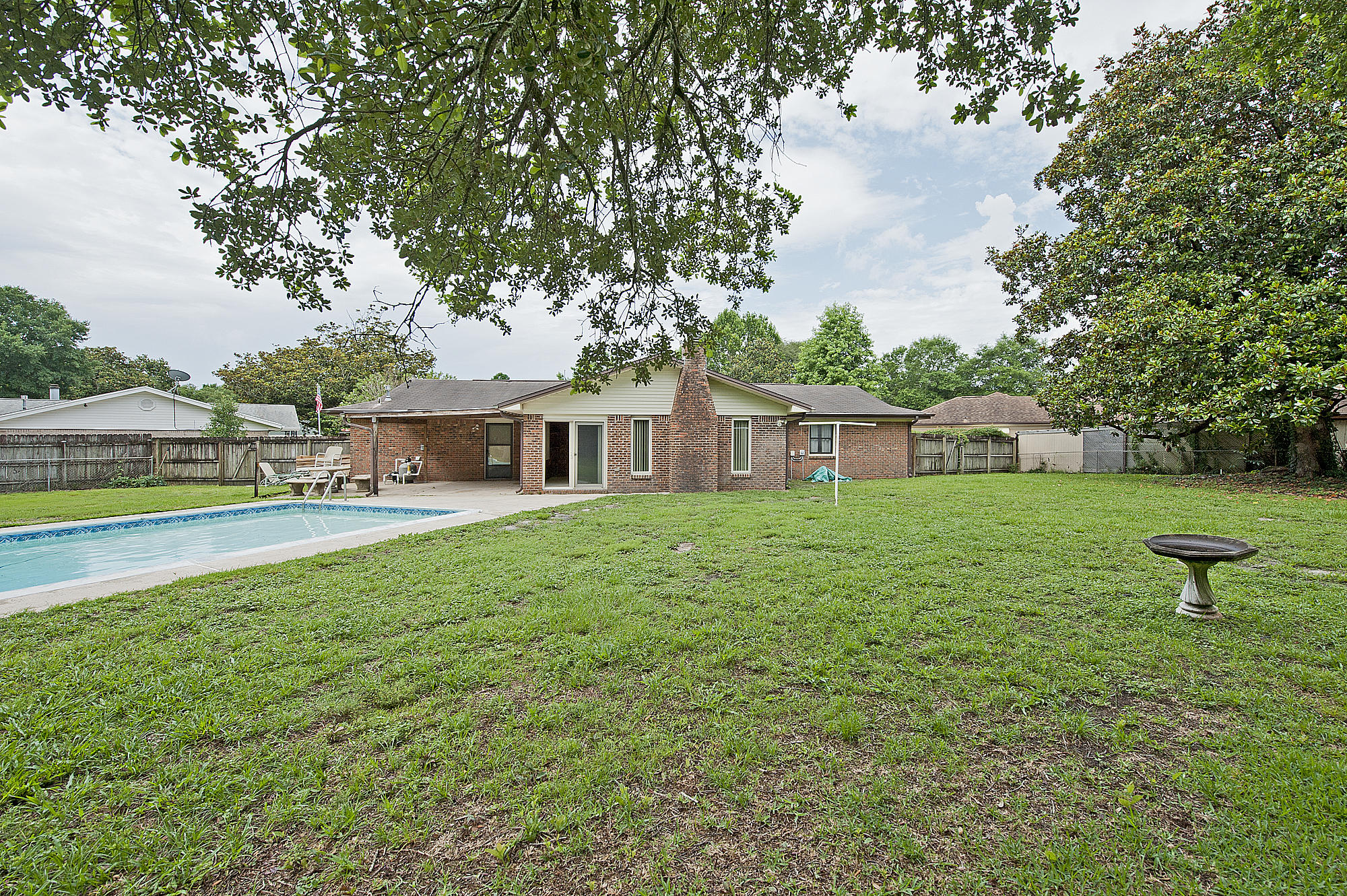 PINE LAKE S/D - Residential