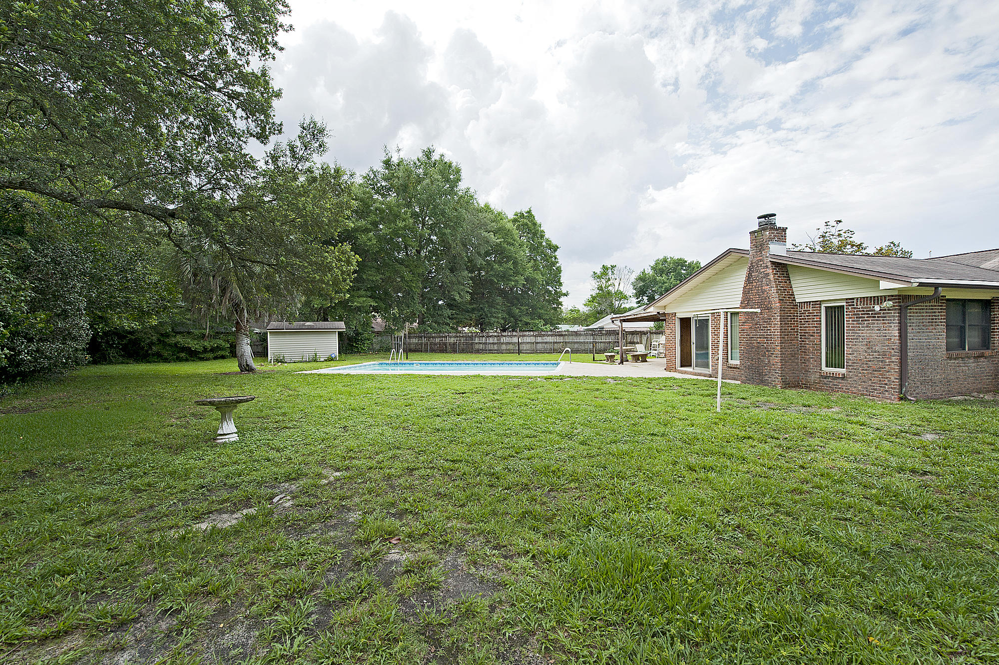 PINE LAKE S/D - Residential