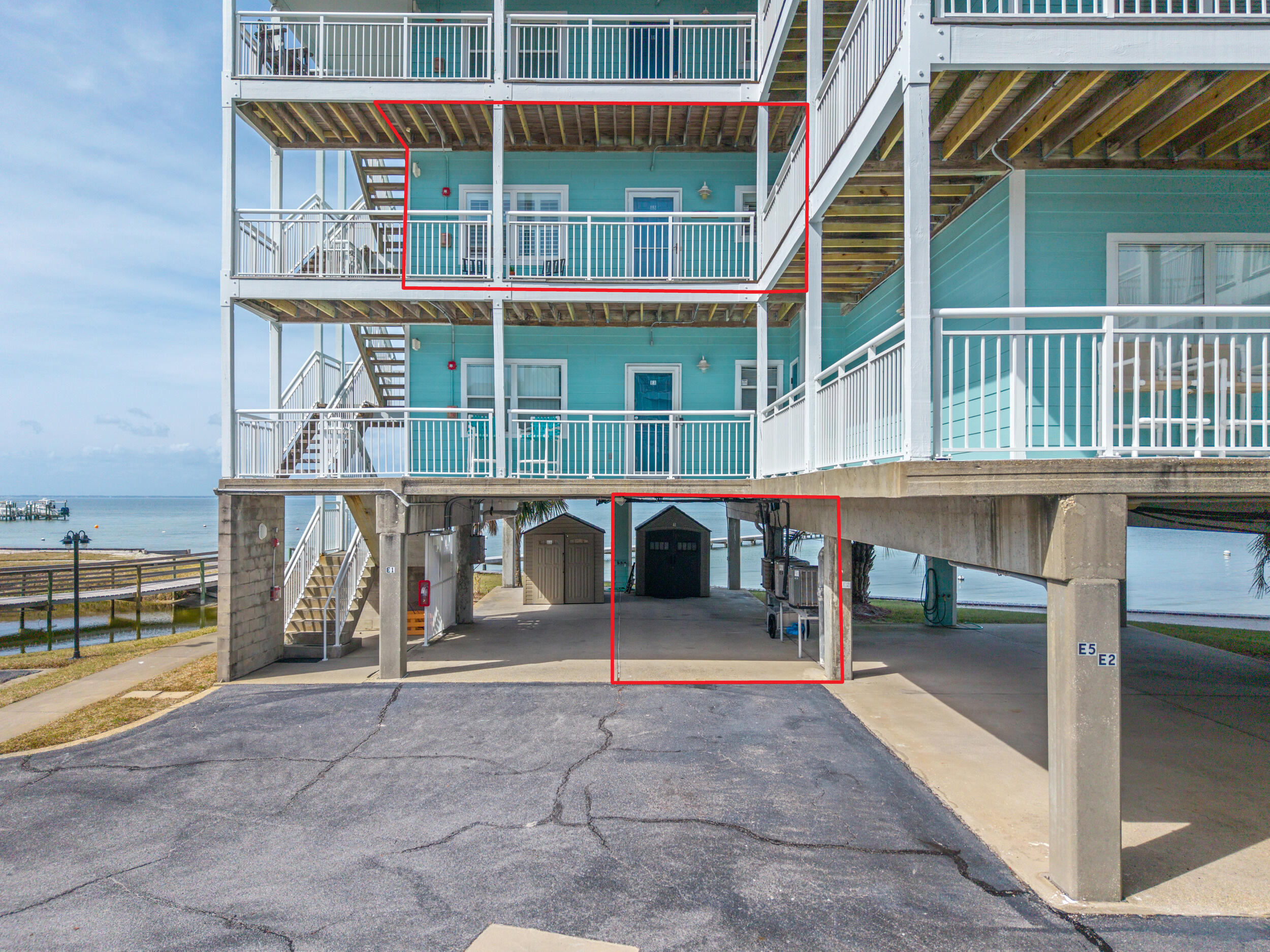 BAYWATCH CONDO - Residential