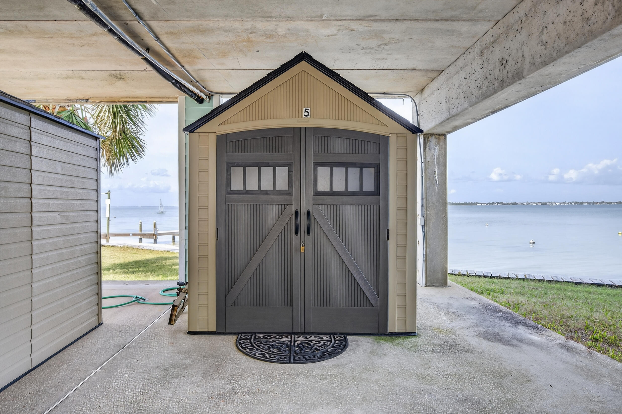 BAYWATCH CONDO - Residential