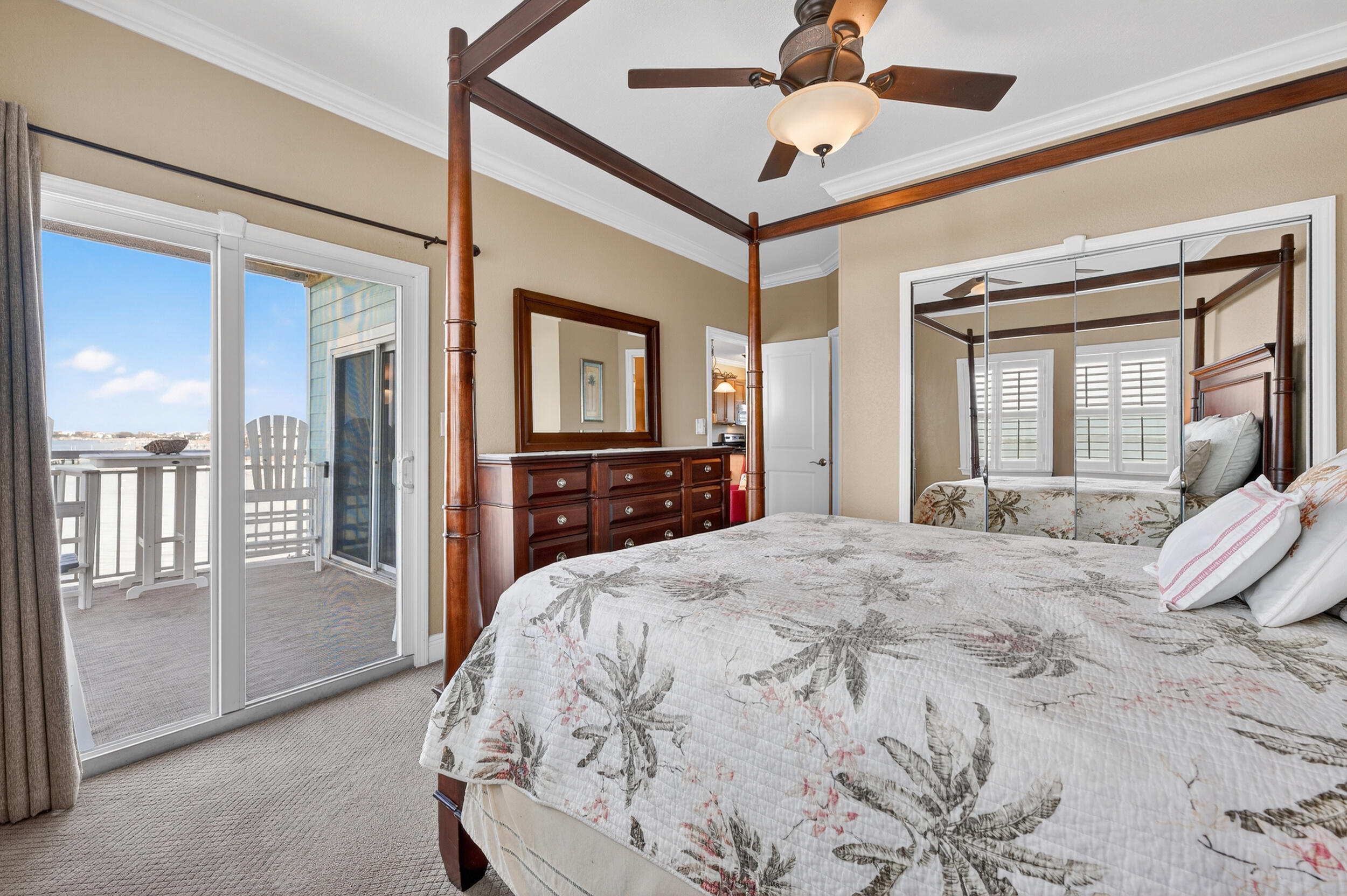 BAYWATCH CONDO - Residential