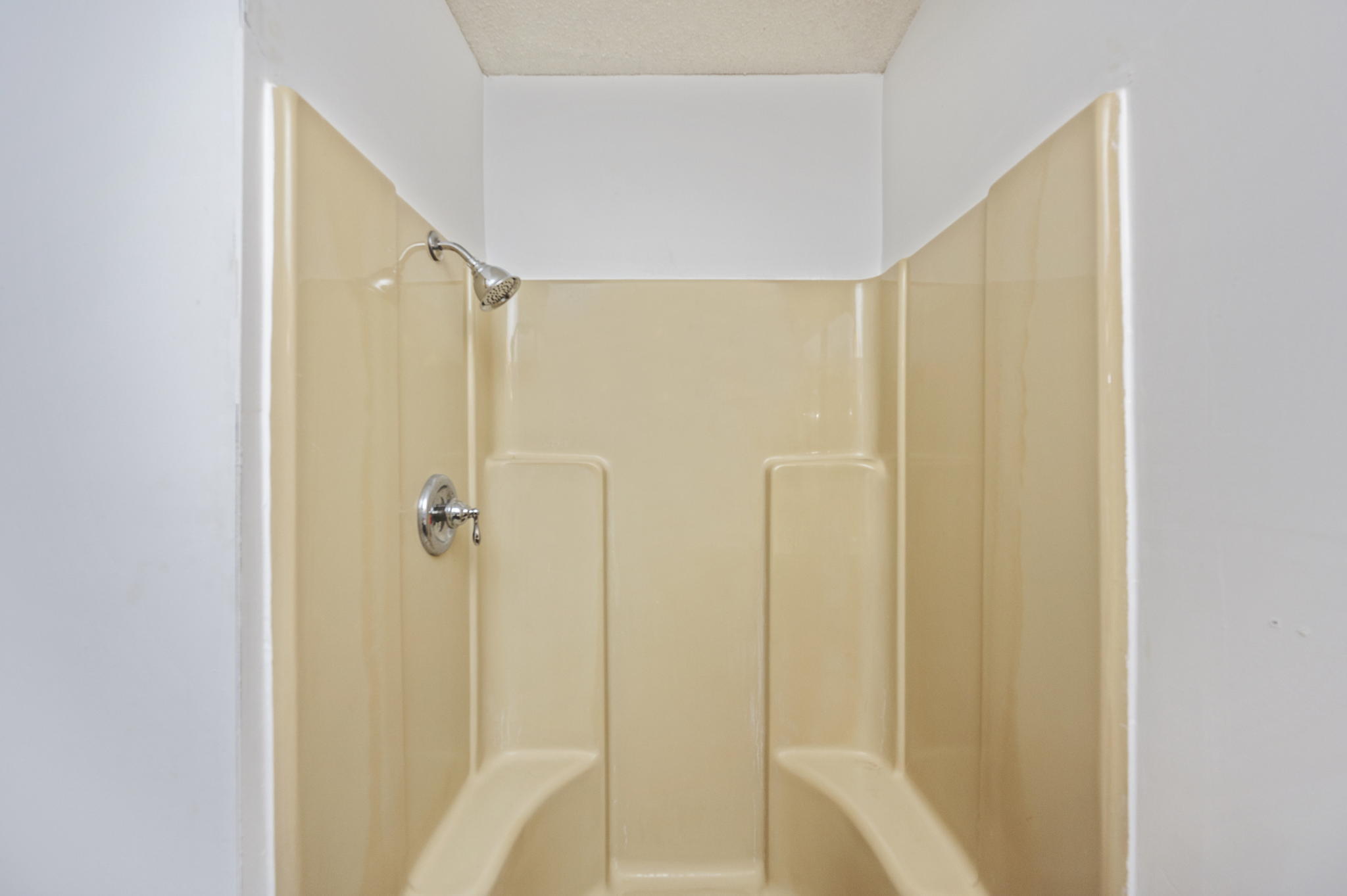 KENNEDY LAKE (UNRECORDED) - Residential