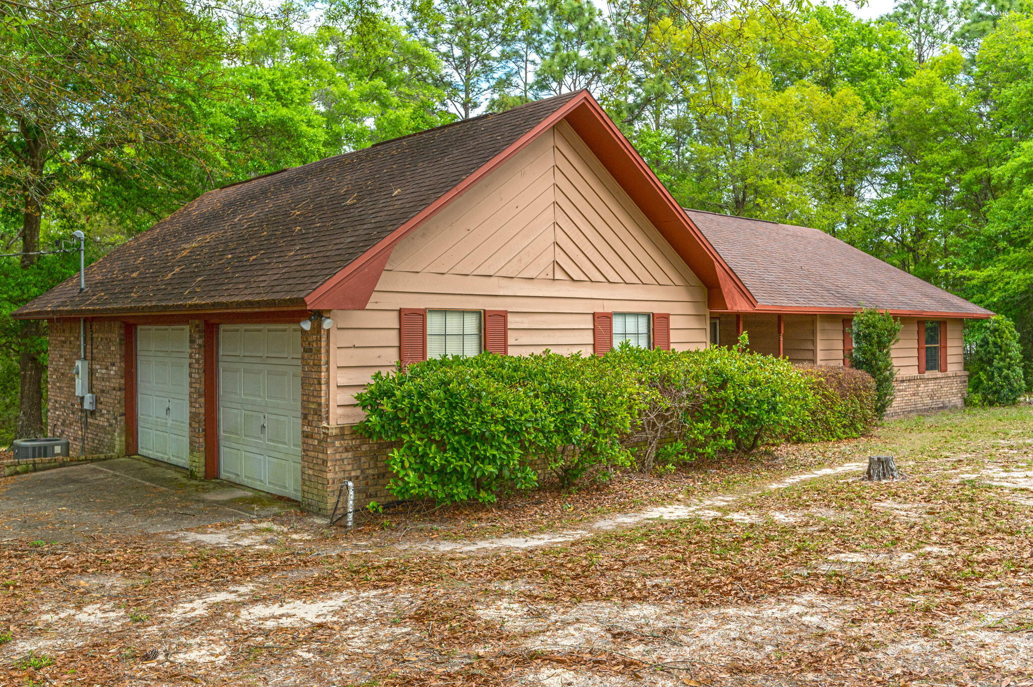 KENNEDY LAKE (UNRECORDED) - Residential