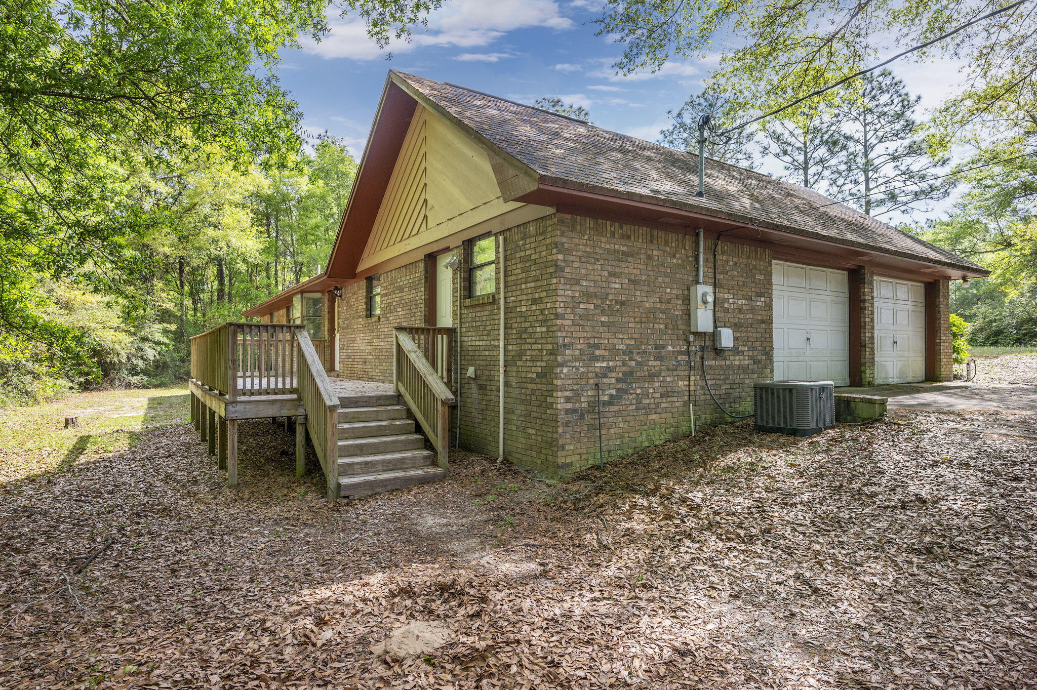 KENNEDY LAKE (UNRECORDED) - Residential